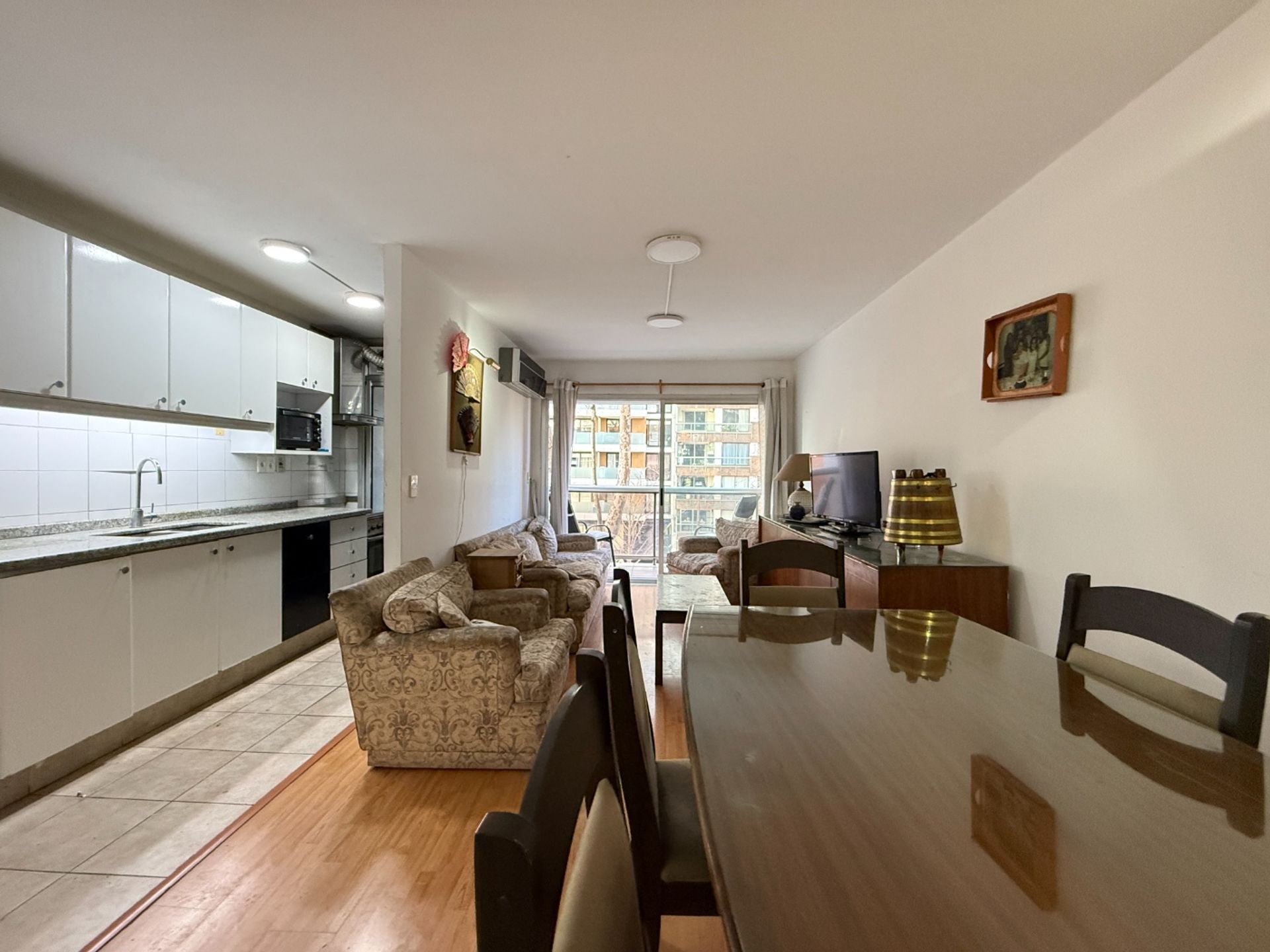 VENTA APARTAMENTO 2 DORMITORIOS, 2 BA&Ntilde;OS. POCITOS - 5