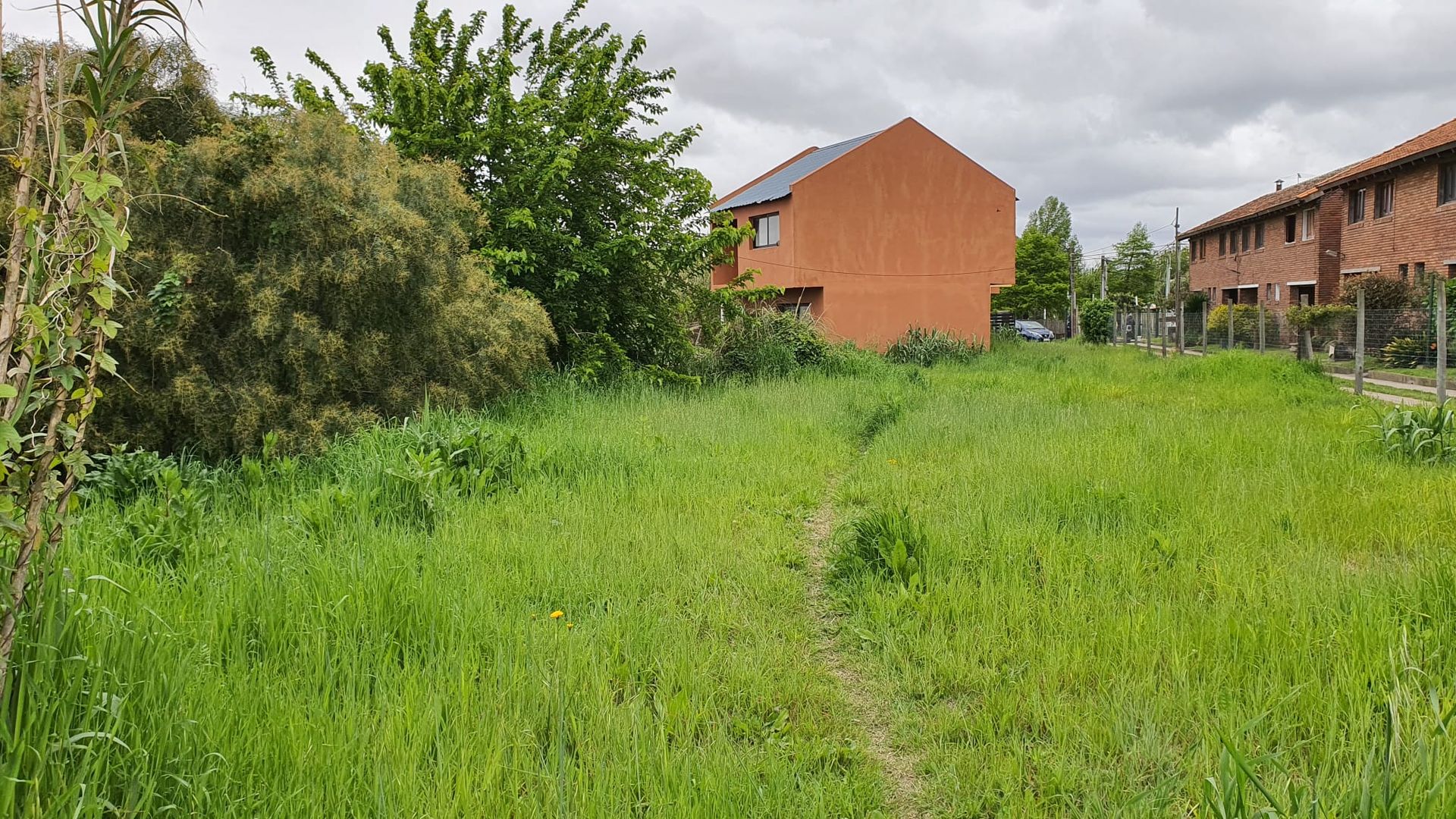 Se vende proyecto de 2 terrenos y algunos aptos - 16