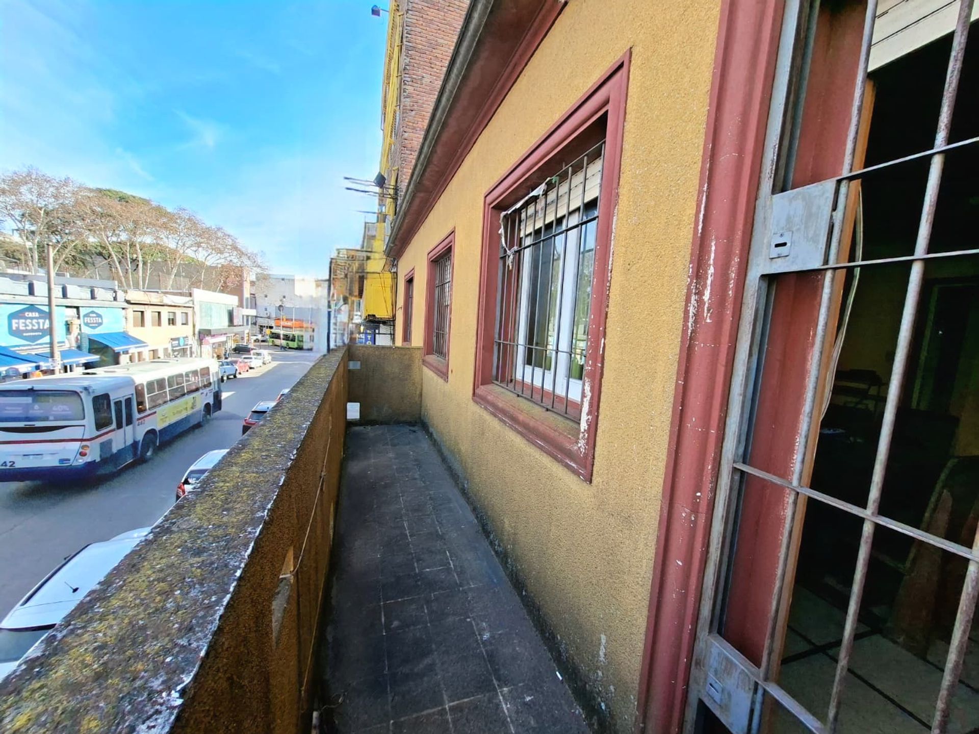 VENTA APARTAMENTO 3 DORM PARRILLERO LA COMERCIAL - 11
