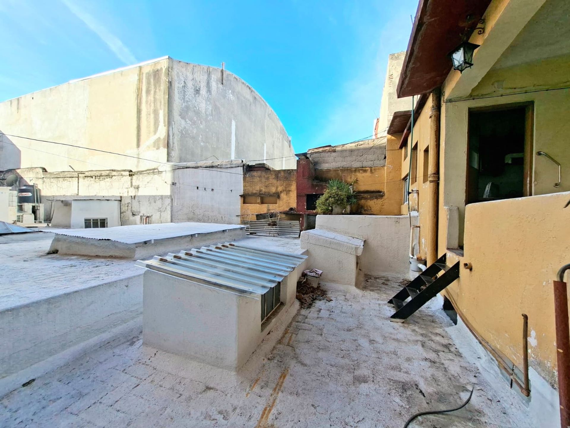 VENTA APARTAMENTO 3 DORM PARRILLERO LA COMERCIAL - 14