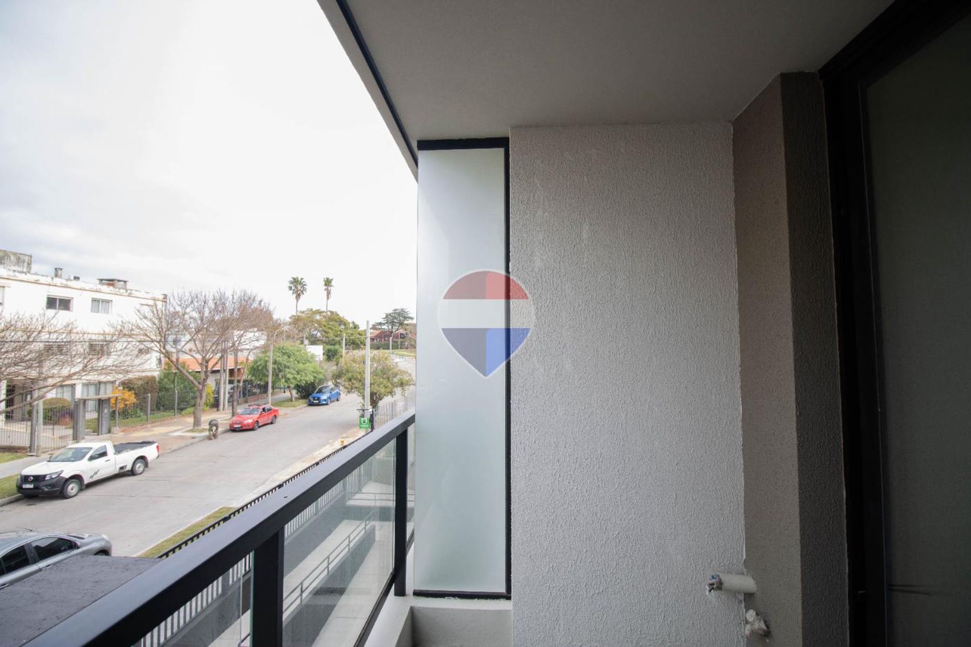 VENTA APARTAMENTO 2 DORMITORIOS MALVIN CON GARAGE - 4