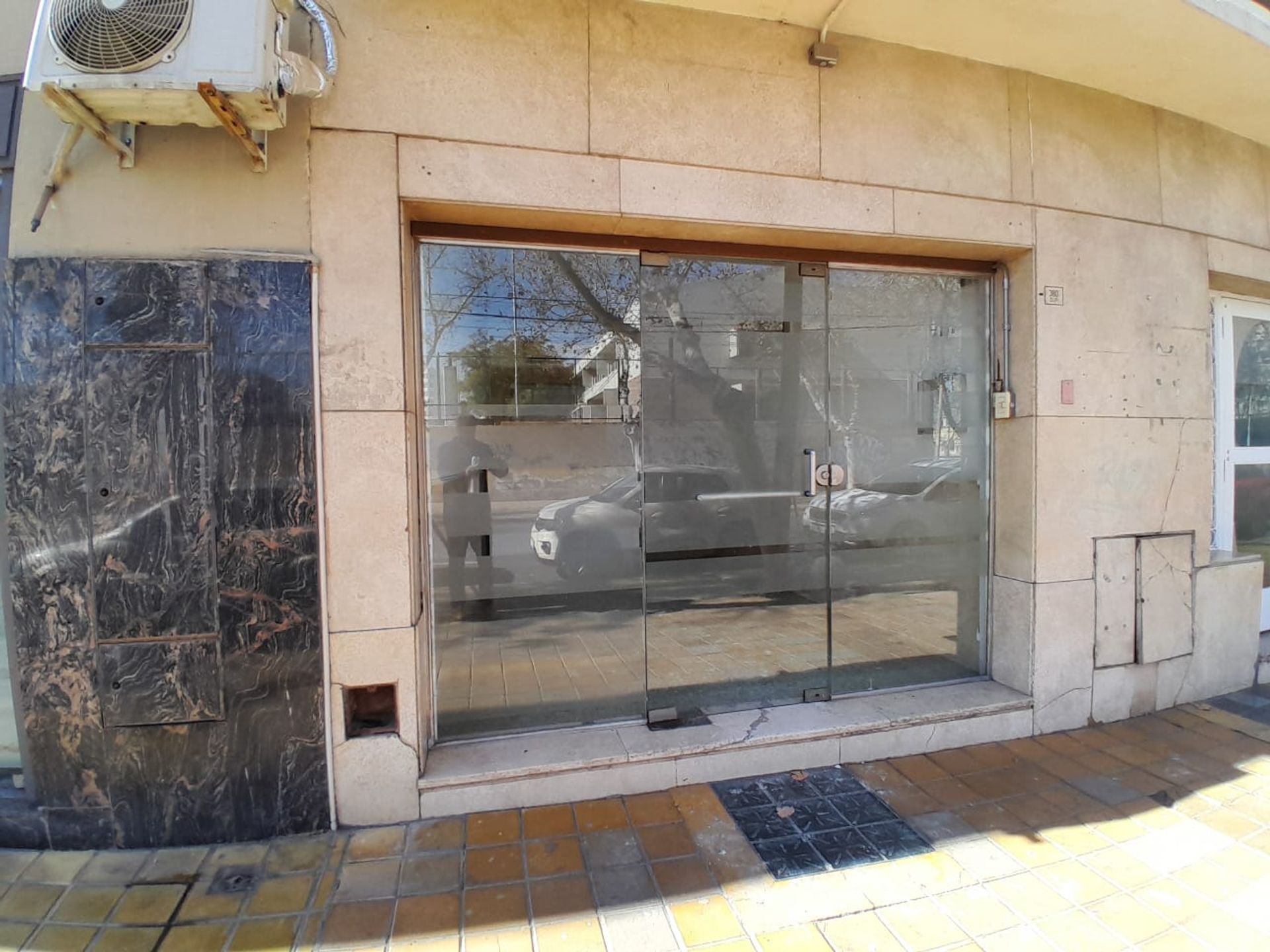 Capital Caseros Sur 300