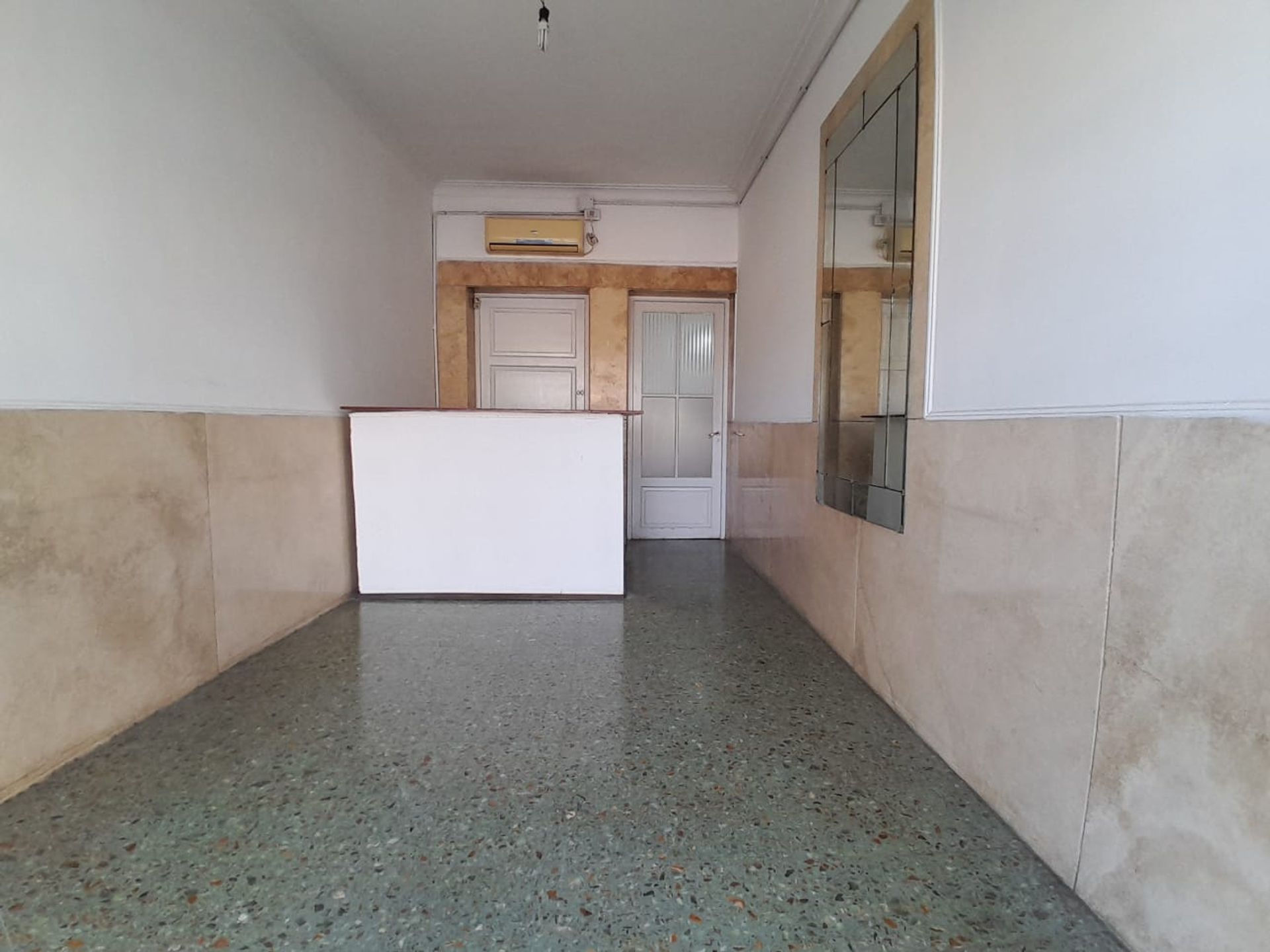Capital Caseros Sur 300