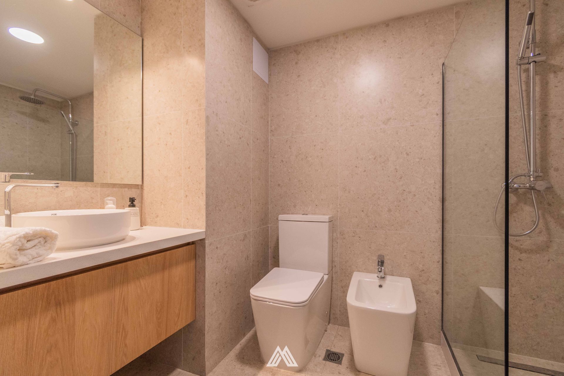 VENTA Apartamento CENTRO 2 dormitorios balc&oacute;n POZO - 14