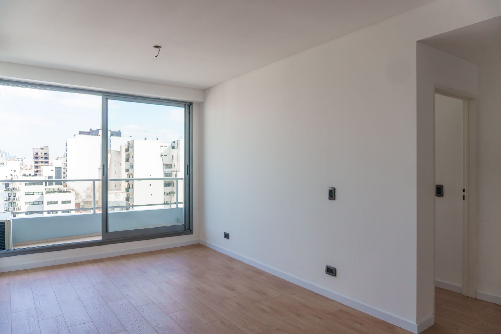 Venta 2 ambientes con balcon y cochera a estrenar - 6