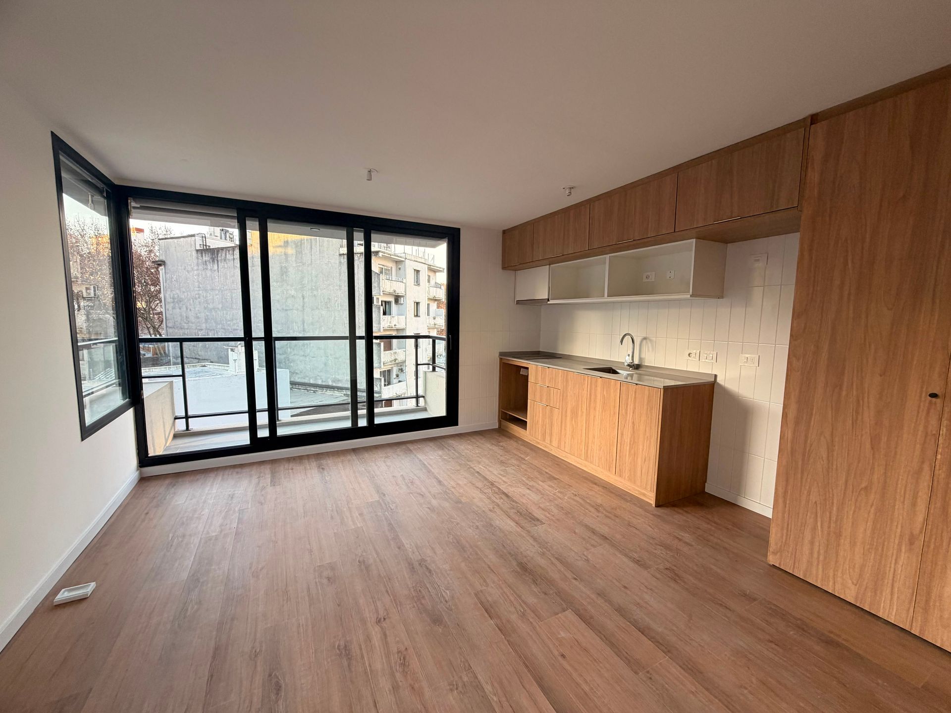 VENTA APTO CORDON 1 DORM CONTRAFRENTE JUNIO 2026 - 3