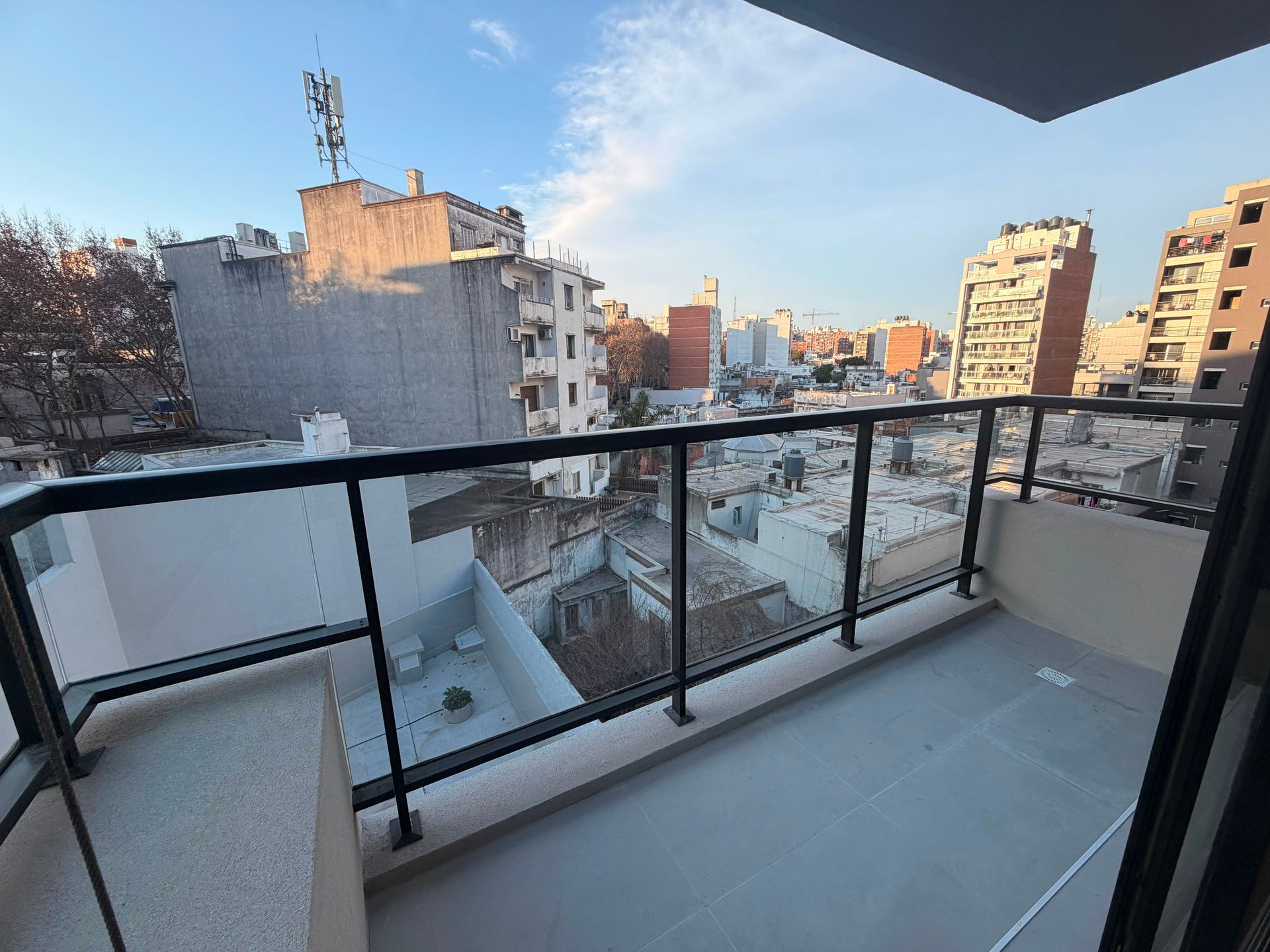 VENTA APTO CORDON 1 DORM CONTRAFRENTE JUNIO 2026 - 2