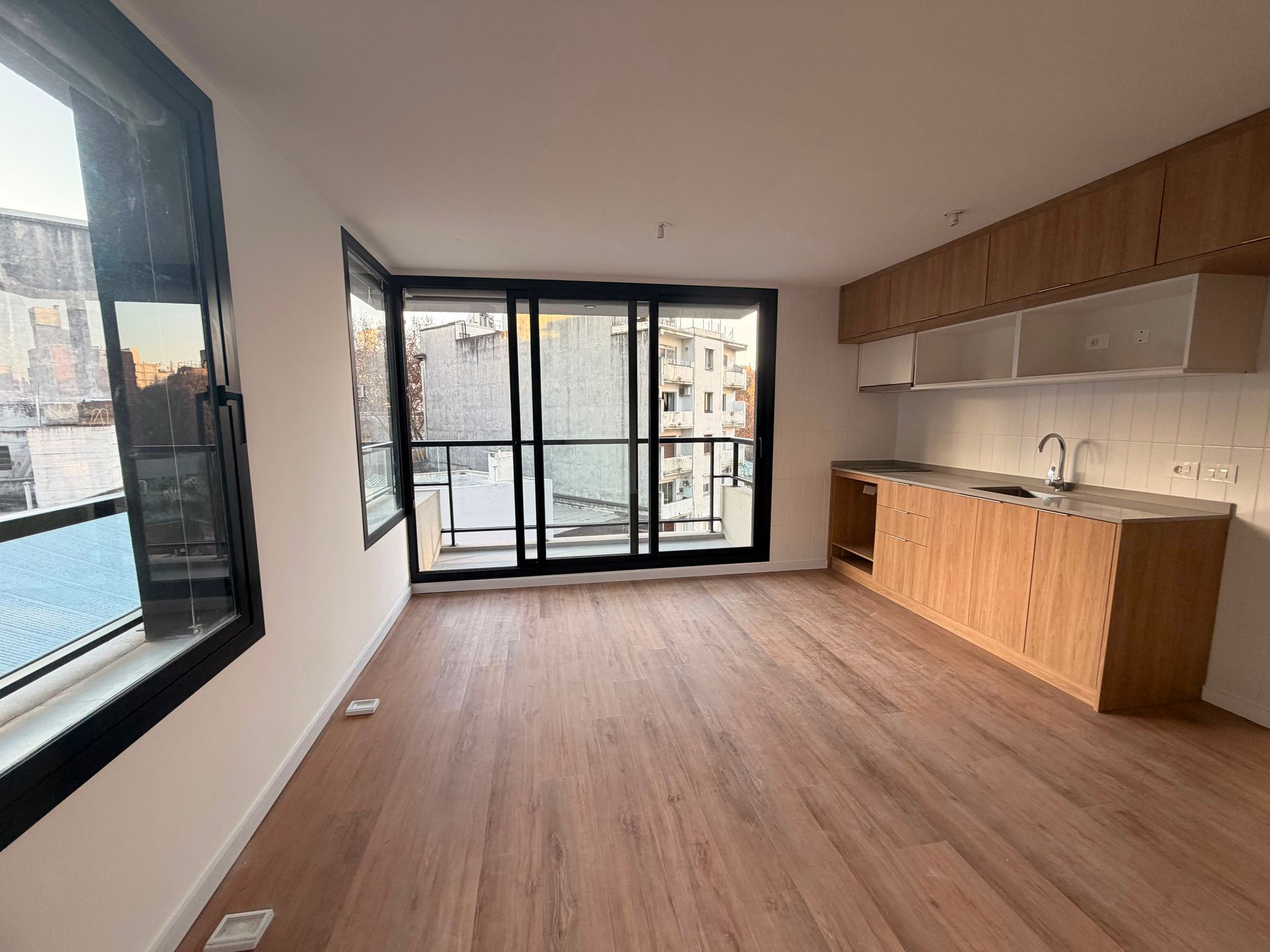 VENTA APTO CORDON 1 DORM CONTRAFRENTE JUNIO 2026 - 4