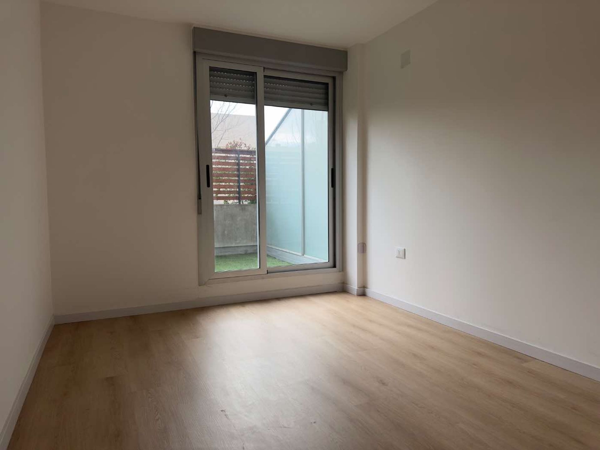 VENTA APARTAMENTO 2 DORMITORIOS, PATIO Y GARAGE - 10