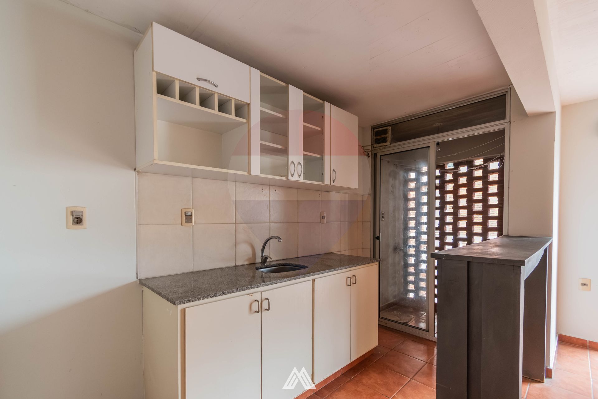 VENTA- Apto 2 dorm-complejo cerrado-TRES CRUCES - 5