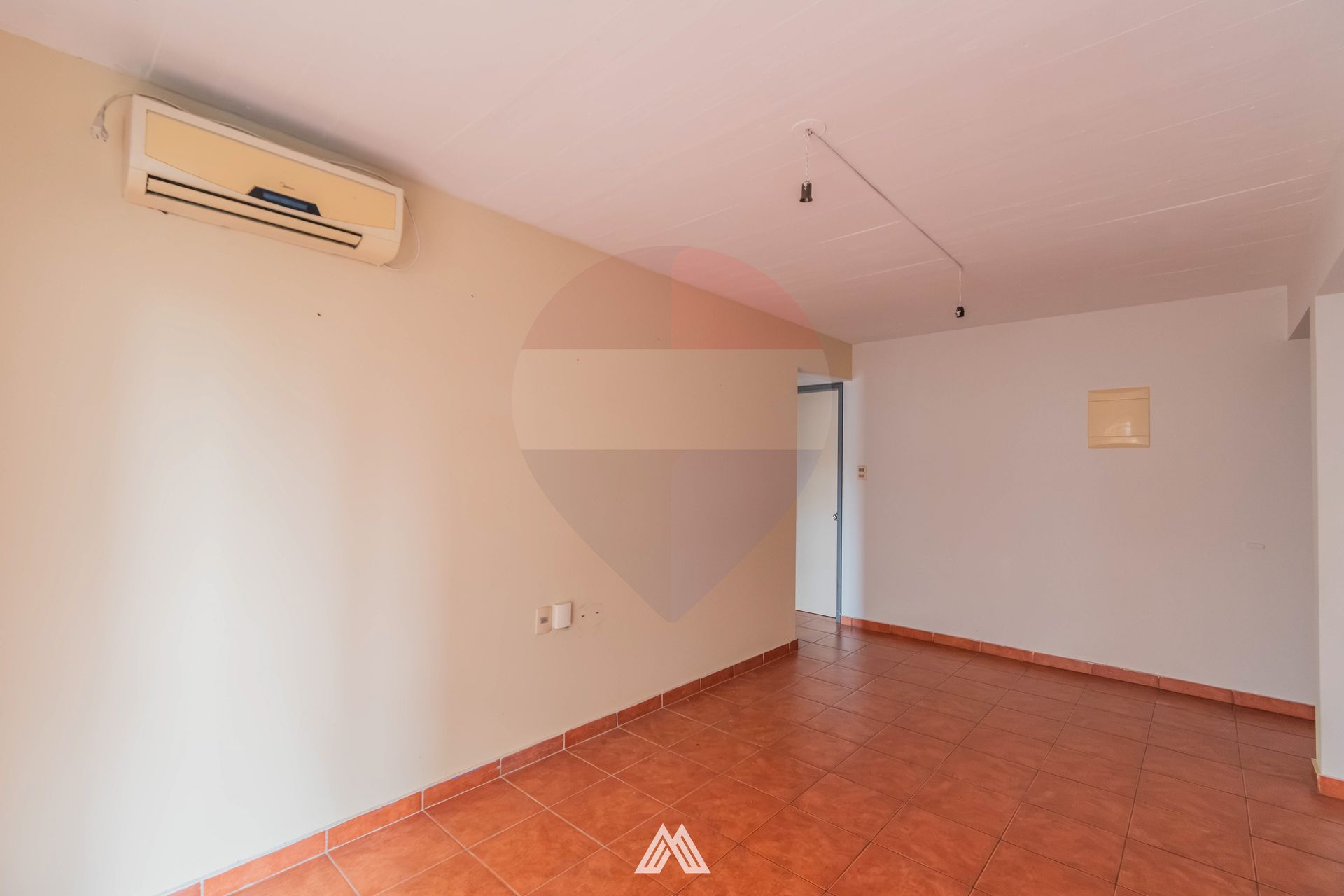 VENTA- Apto 2 dorm-complejo cerrado-TRES CRUCES - 3