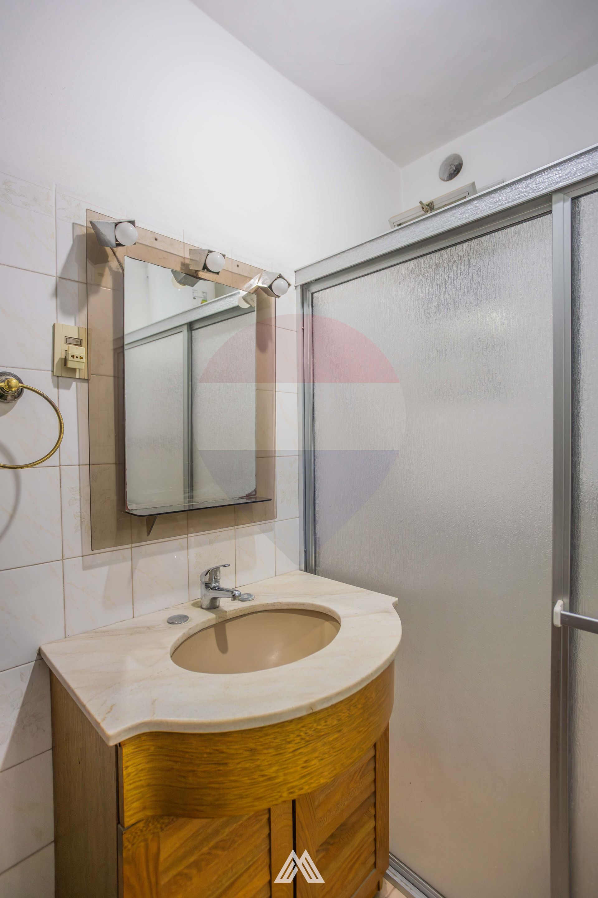 Venta casa 3 dormitorios,2 baños Cerrito - 9