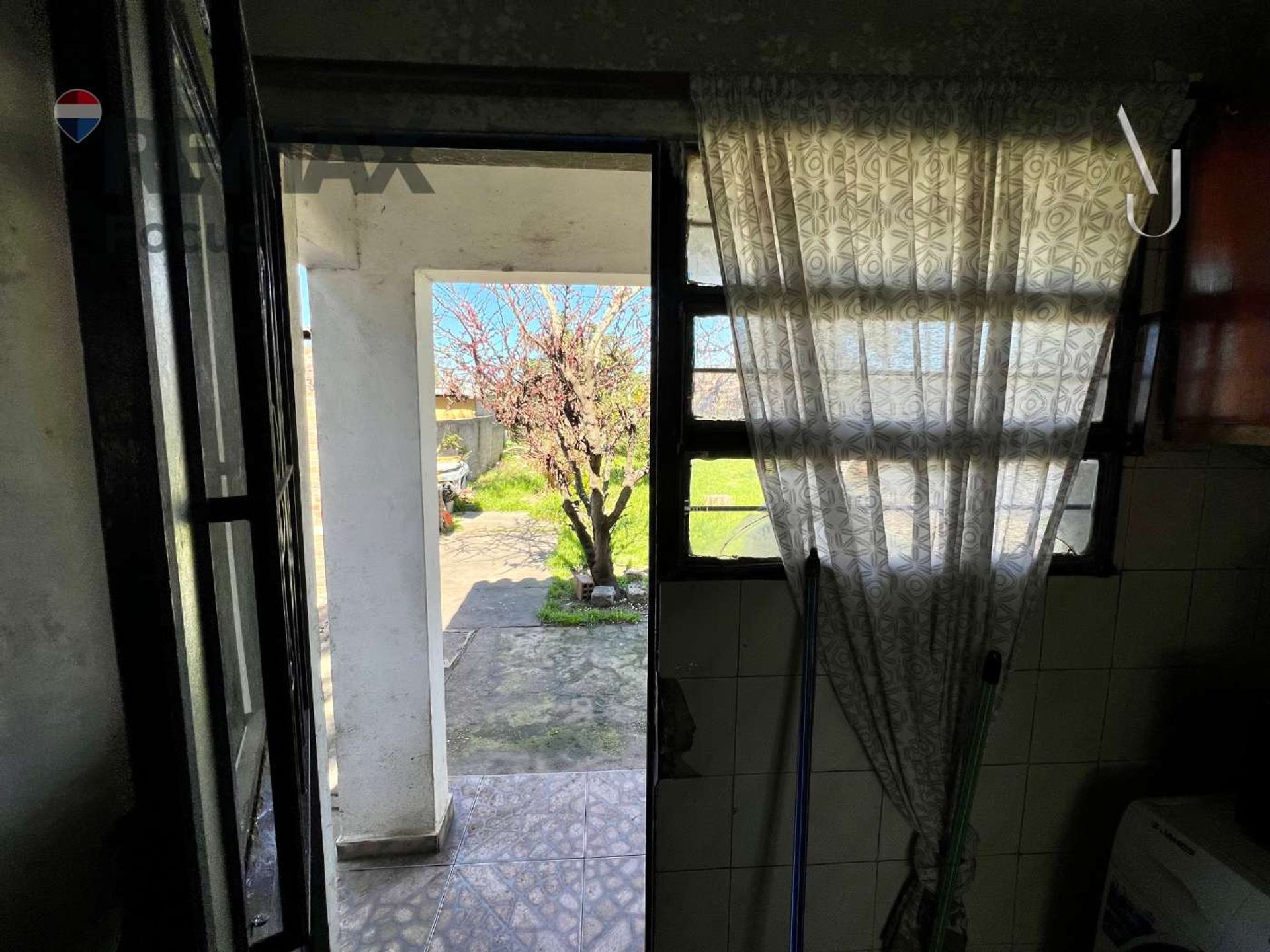 Venta de casa + apartamento en Barros Blancos - 9