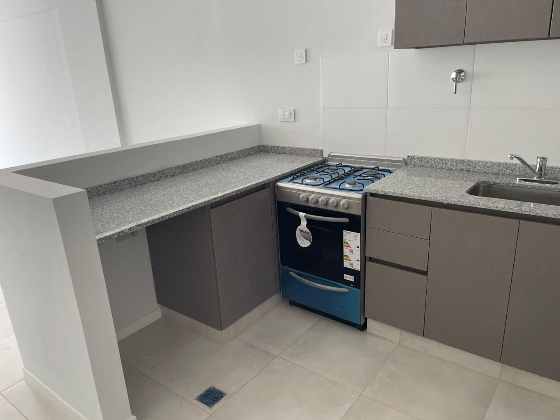 VENTA 2 AMB CON BALCON ENTREGA MARZO 2025 - 7