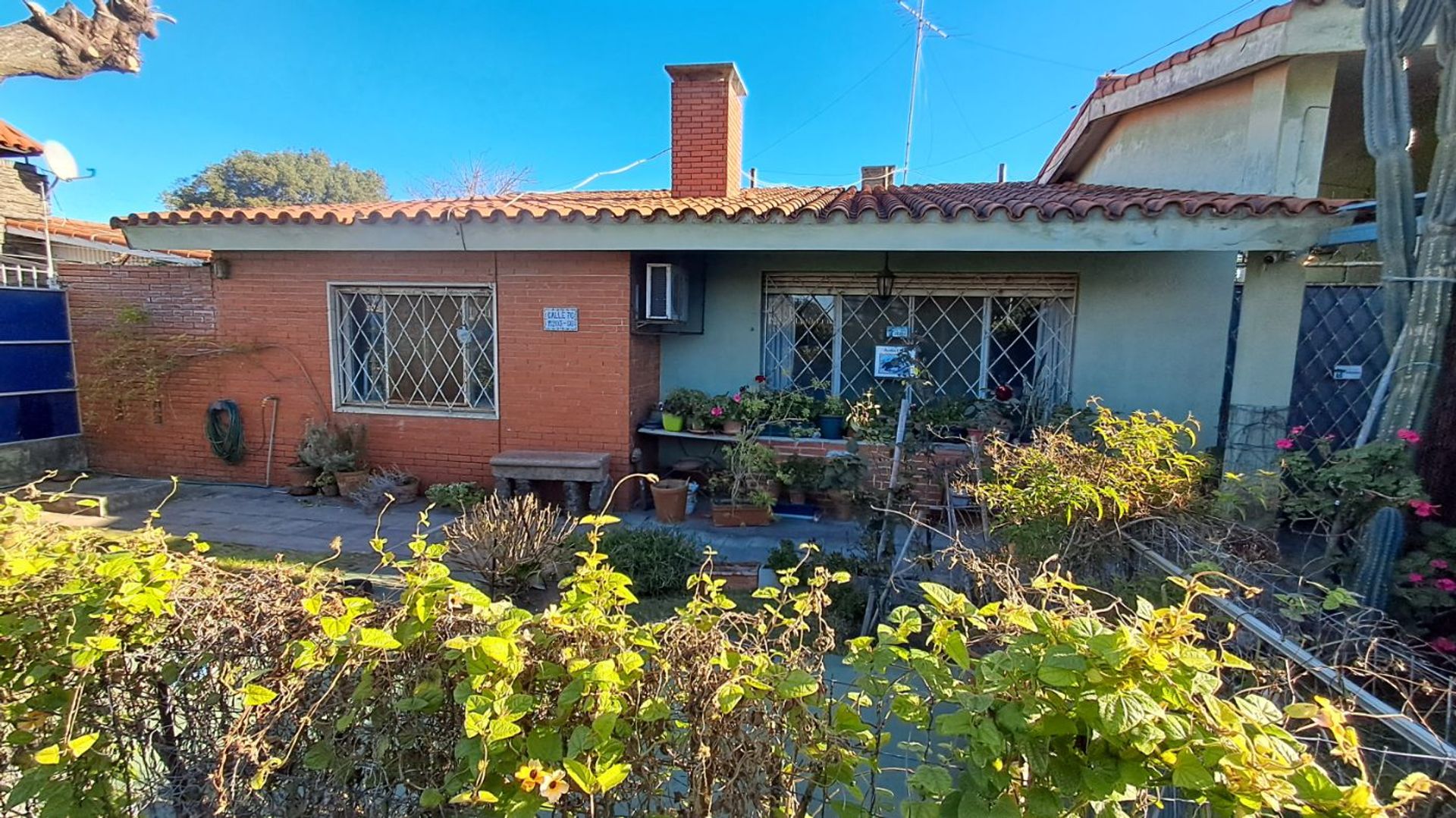 VENTA CASA 2 DORMITORIOS GARGE GALPON SOLYMAR SUR - 3