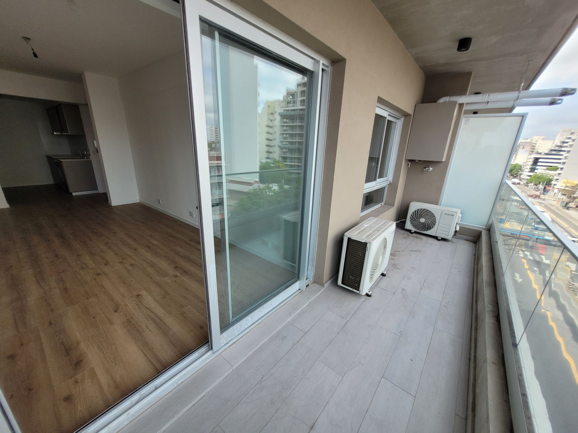 VENTA DEPTO 2 AMB C/BCON TERRAZA DE 48M2 - 17