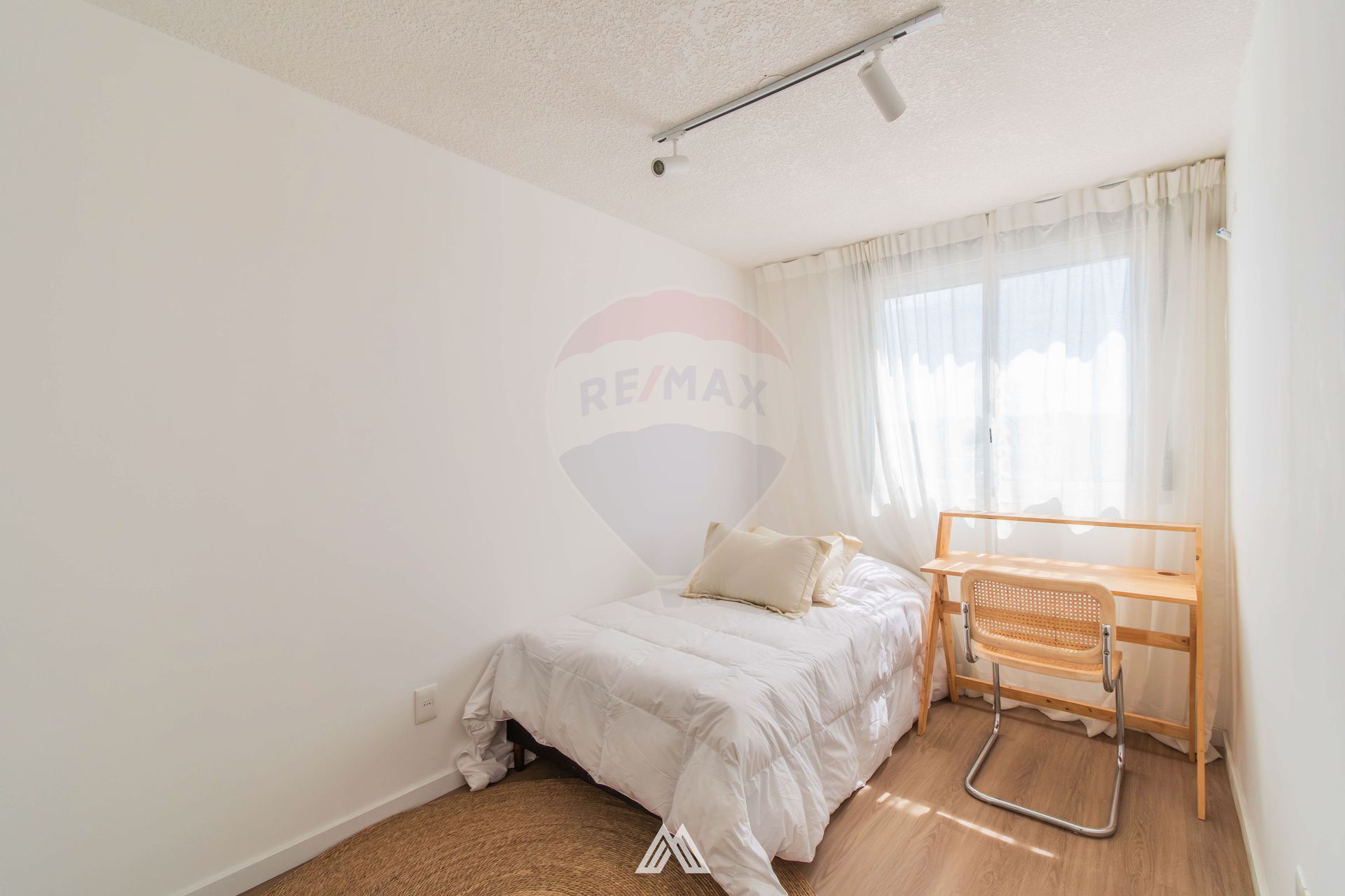 VENTA APARTAMENTO 2 DORMITORIOS BLANQUEADA BALCÓN - 7