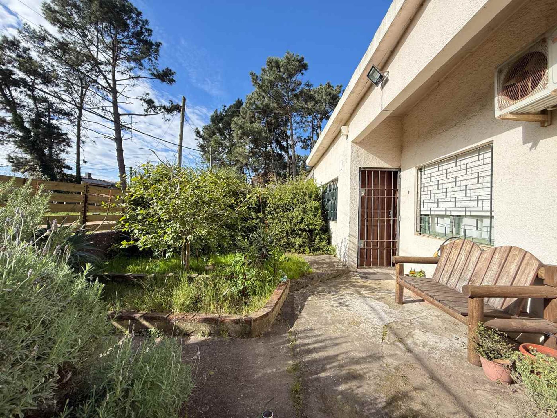 VENTA CASA PINAR 4 DORMITORIOS COCHERA PATIO - 1