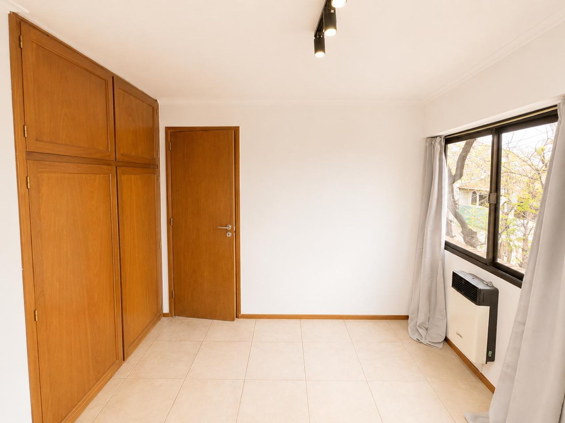 Oficina en Alquiler en Capital, Mendoza - $ 650.000 | Inmoup - 7