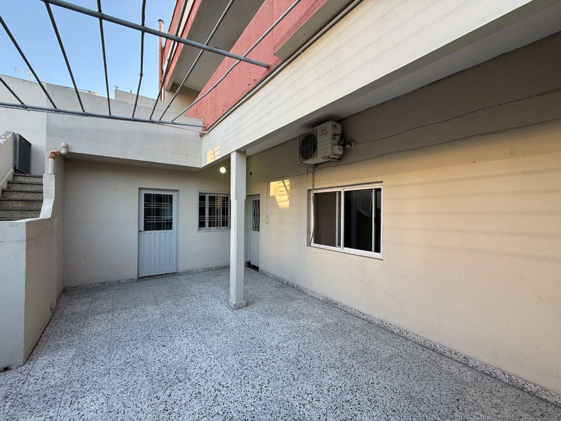 P H en Venta en Tres de Febrero, G.B.A. Zona Oeste