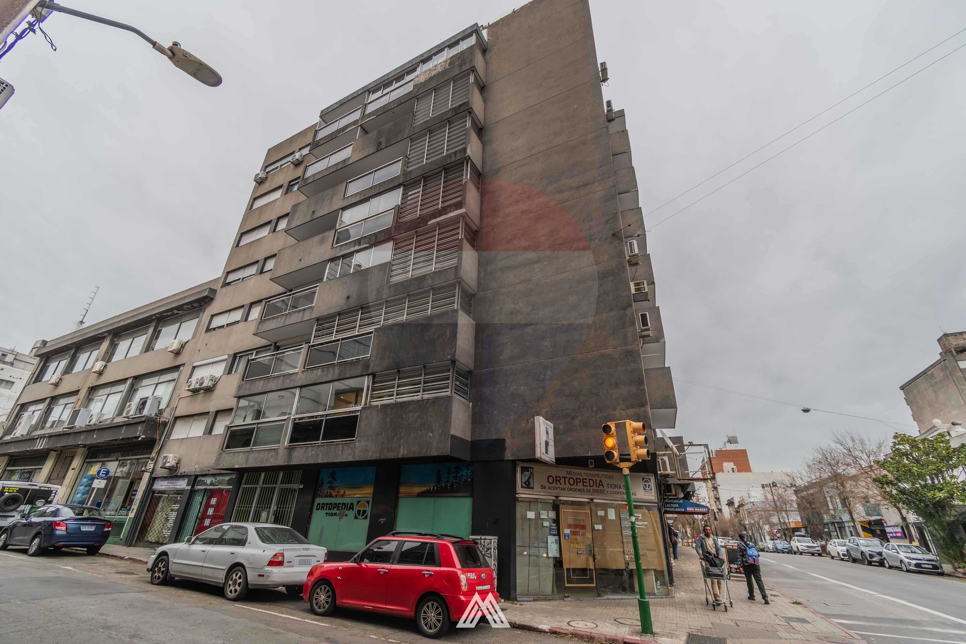 VENTA APARTAMENTO 2 DORMITORIOS, PATIO, CORDON - 1