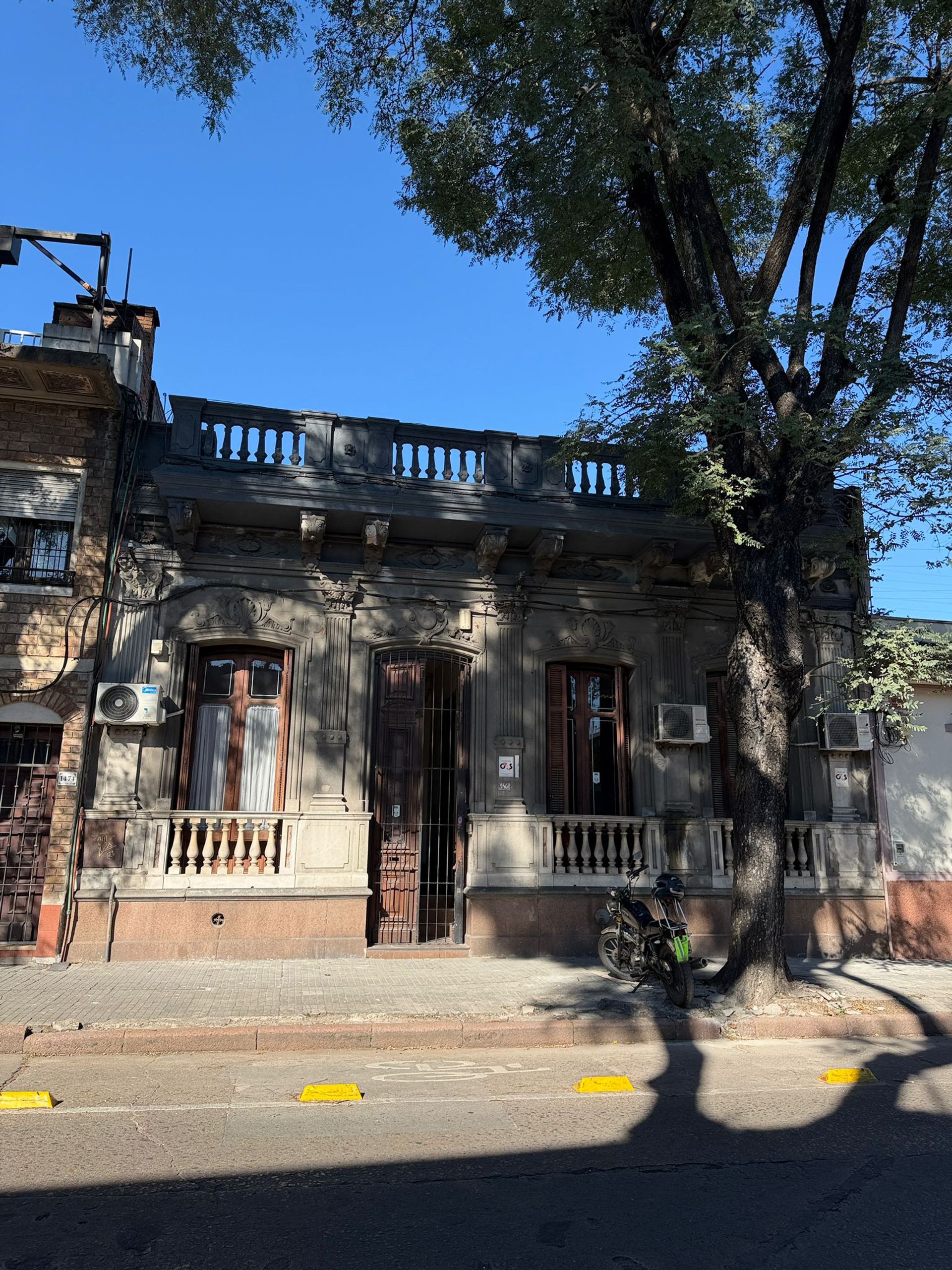 VENTA CASA, IDEAL EMPRESA o CONSTRUCCION, AGUADA - 1