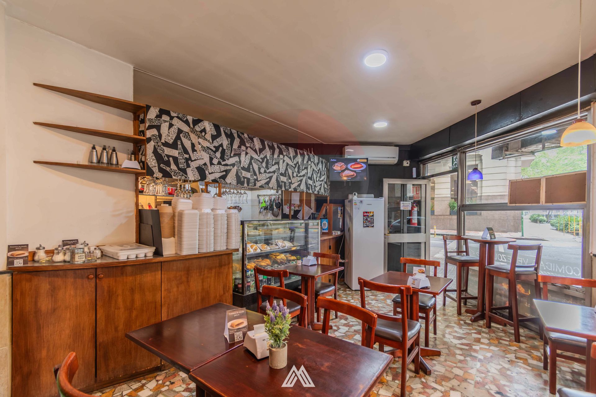 VENTA NEGOCIO Y EQUIPAMIENTO GASTRONÓMICO CENTRO - 6