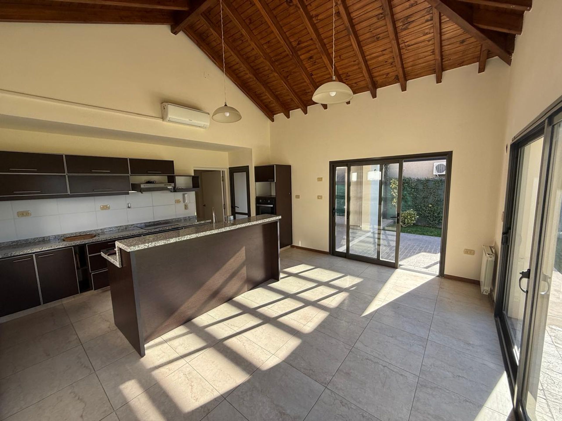 Casa en Alquiler en Lujan de Cuyo, Mendoza