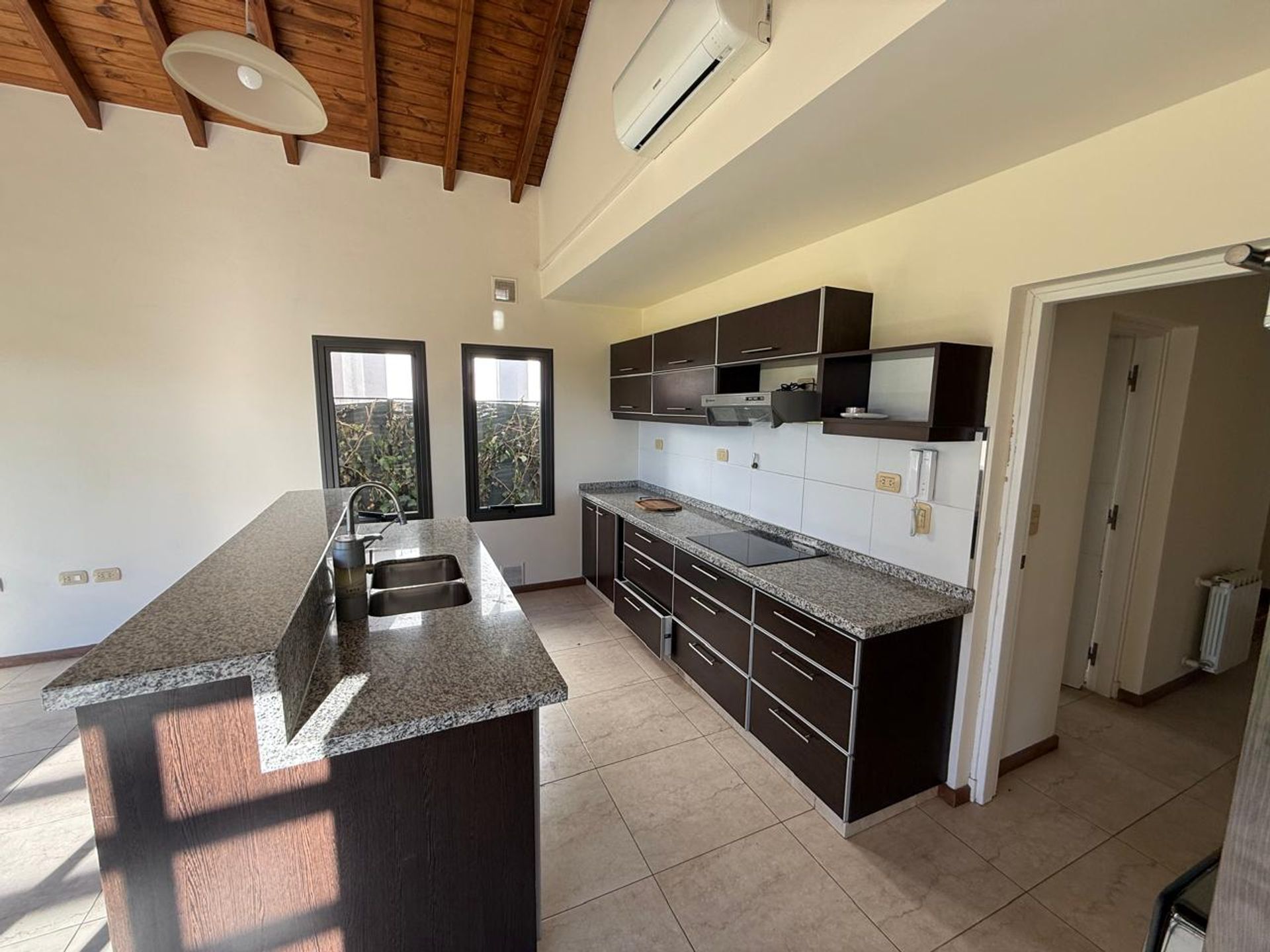 Casa en Alquiler en Lujan de Cuyo, Mendoza