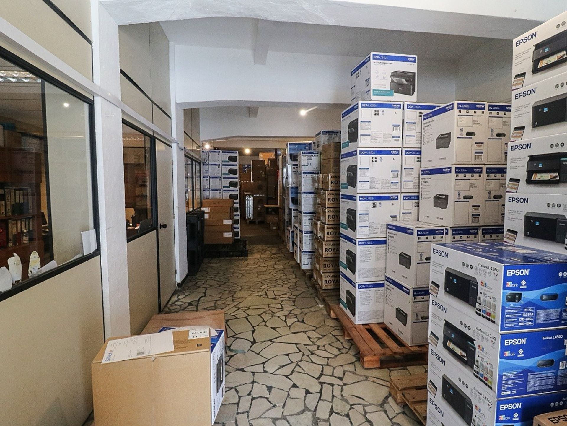ALQUILER LOCAL/SALON OFICINAS Y GGE, CORDON - 7