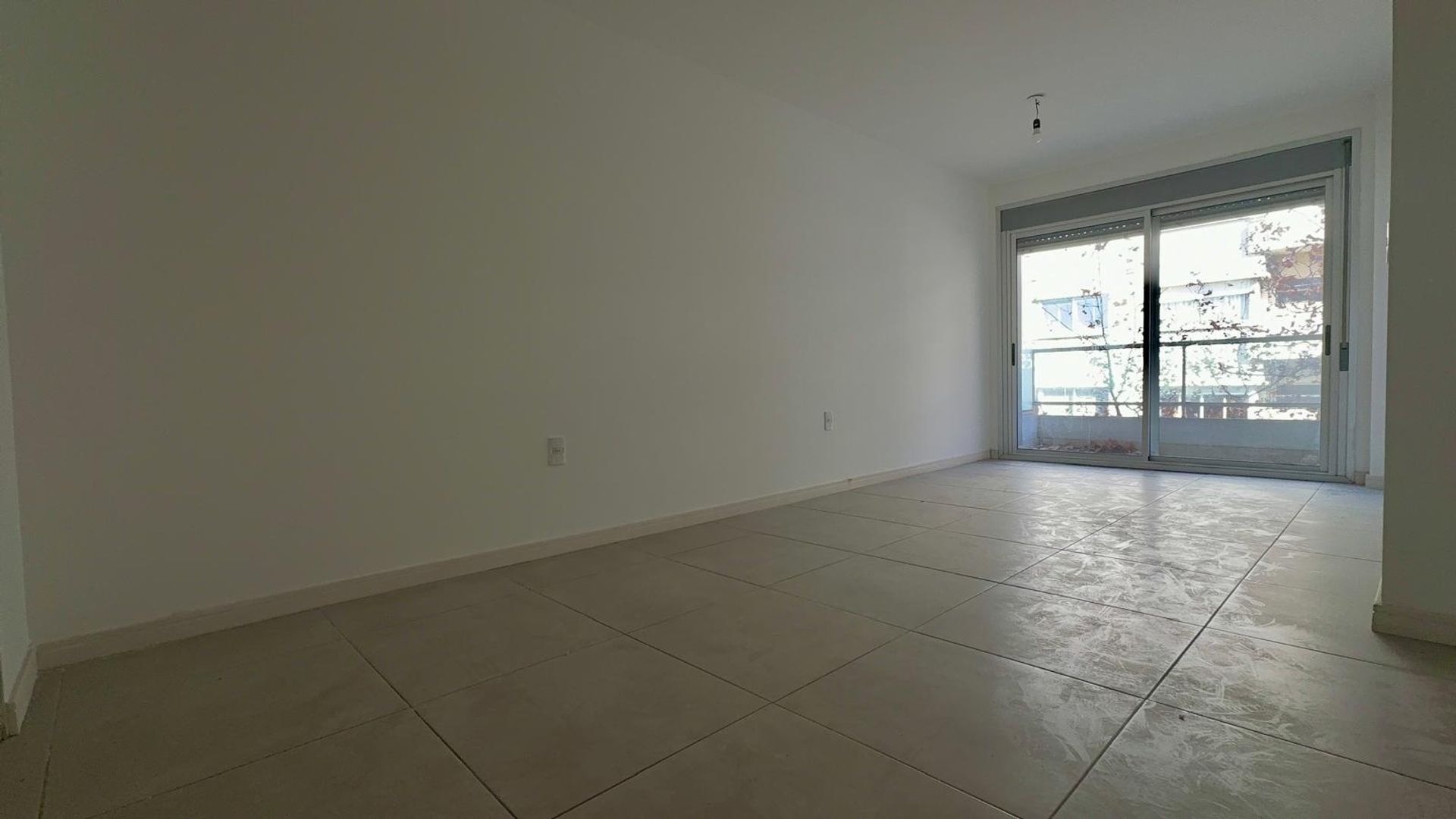 ALQUILER APARTAMENTO 1 DORMITORIO, BALCON, CENTRO - 2