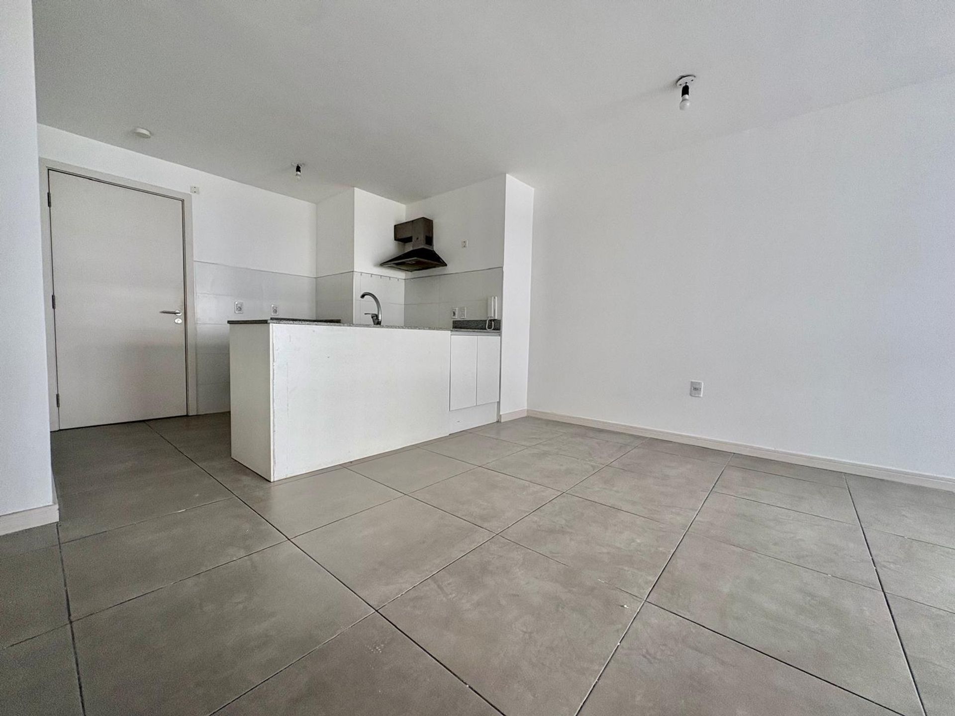 ALQUILER APARTAMENTO 1 DORMITORIO, BALCON, CENTRO - 3