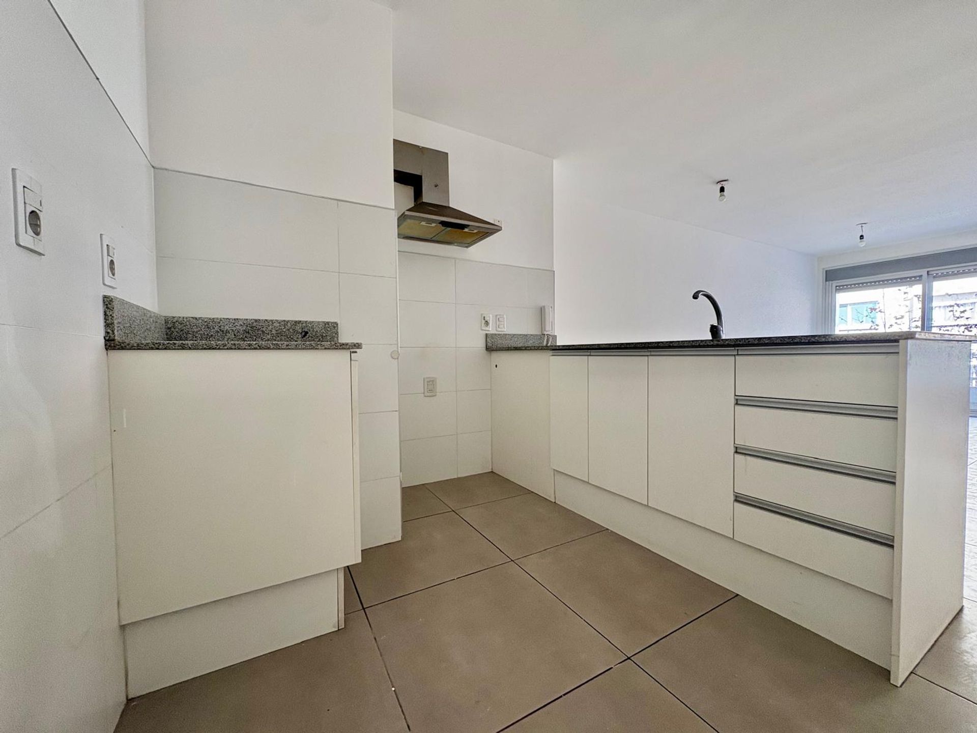 ALQUILER APARTAMENTO 1 DORMITORIO, BALCON, CENTRO - 8