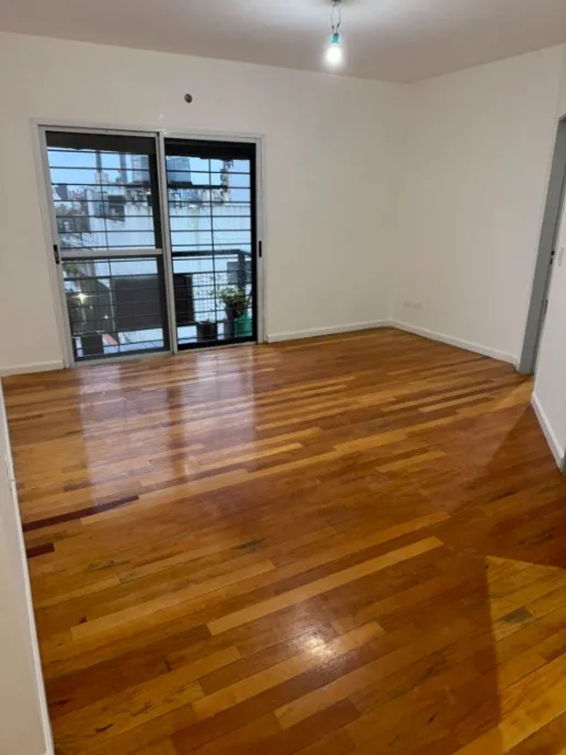 Departamento en Alquiler en Moron, G.B.A. Zona Oeste