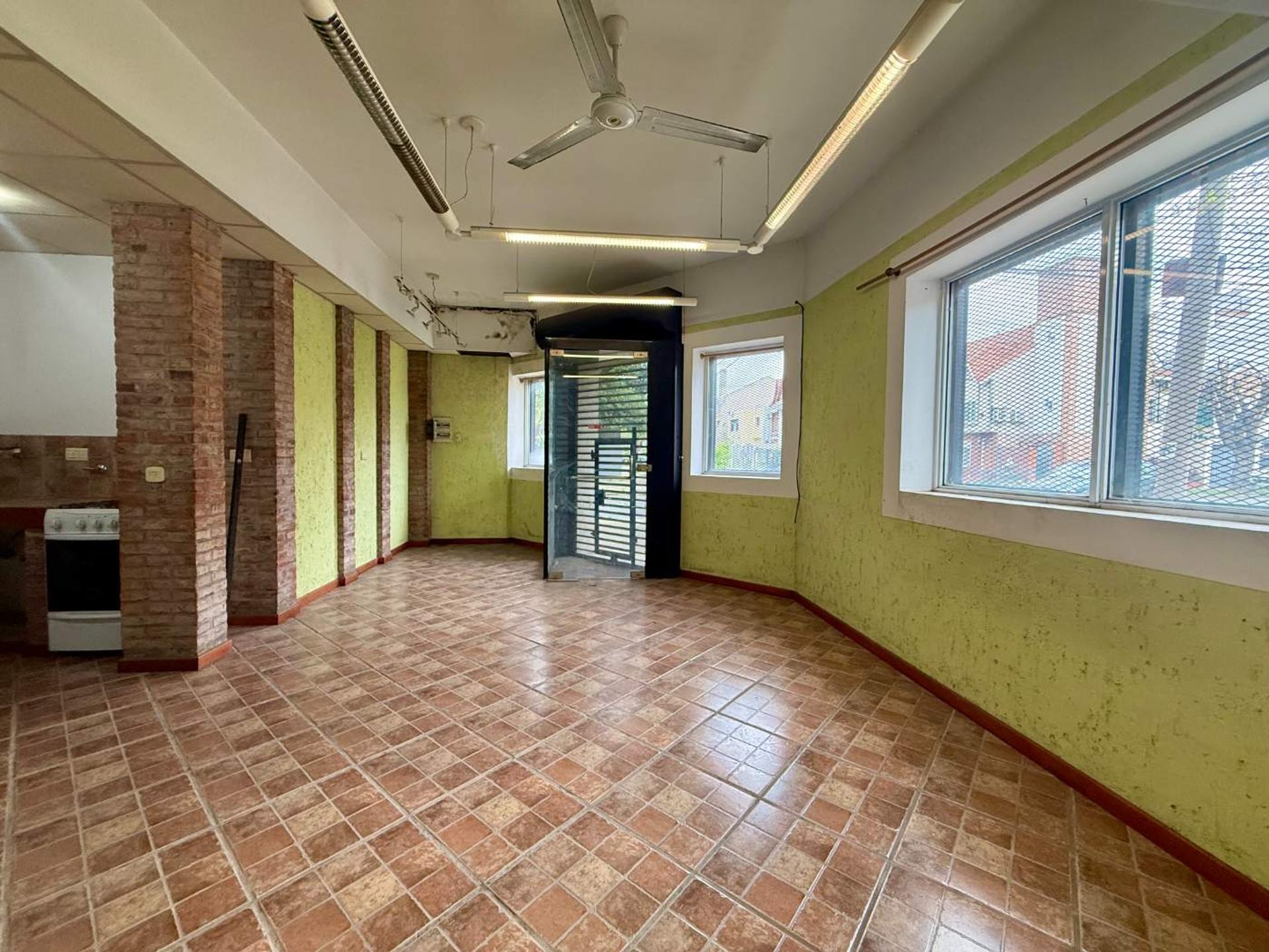 Local Comercial en Alquiler en La Matanza, G.B.A. Zona Oeste