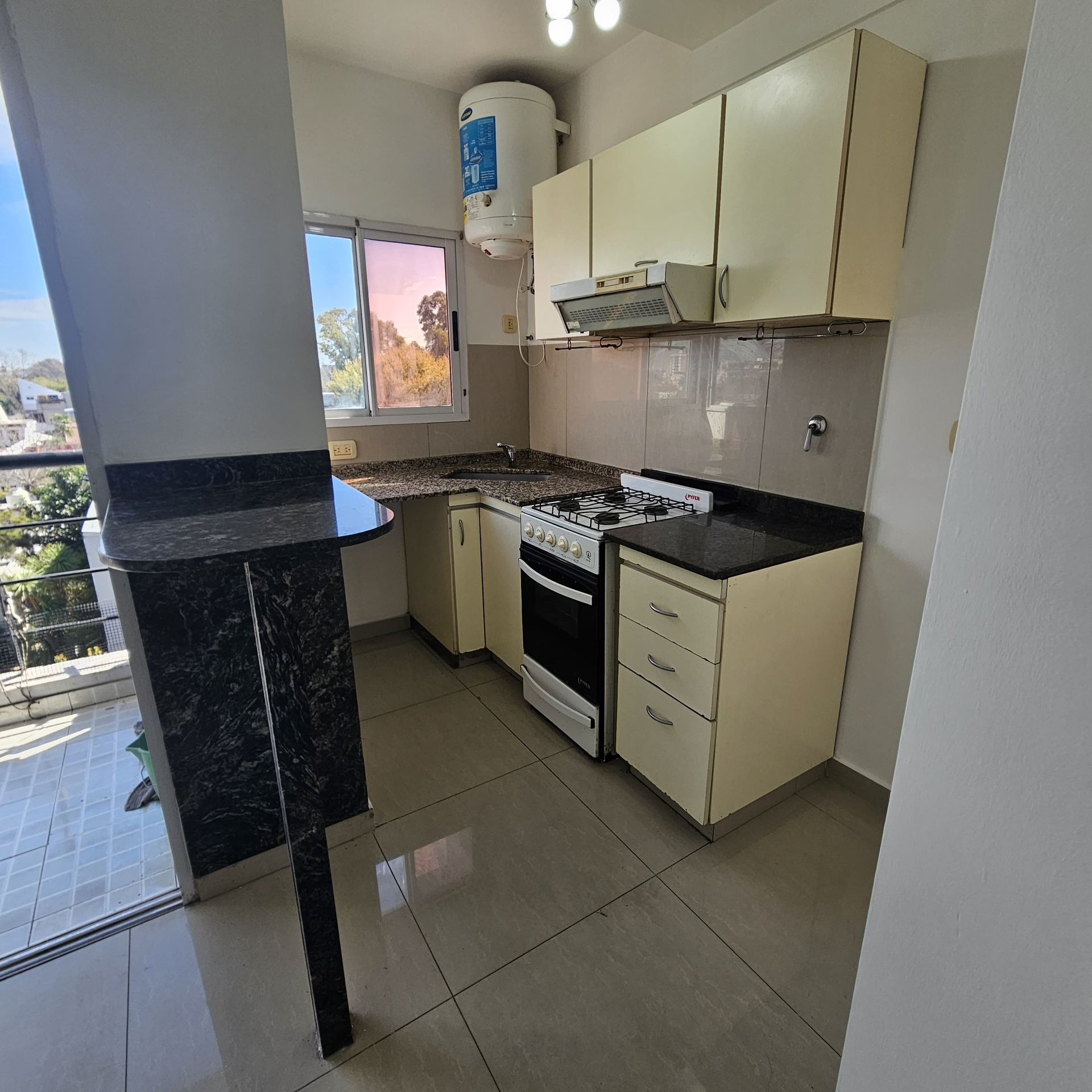 Departamento en Venta en Tres de Febrero, G.B.A. Zona Oeste