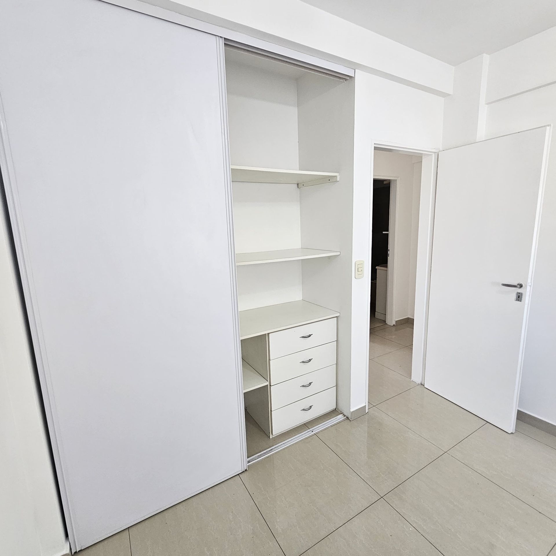 Departamento en Venta en Tres de Febrero, G.B.A. Zona Oeste