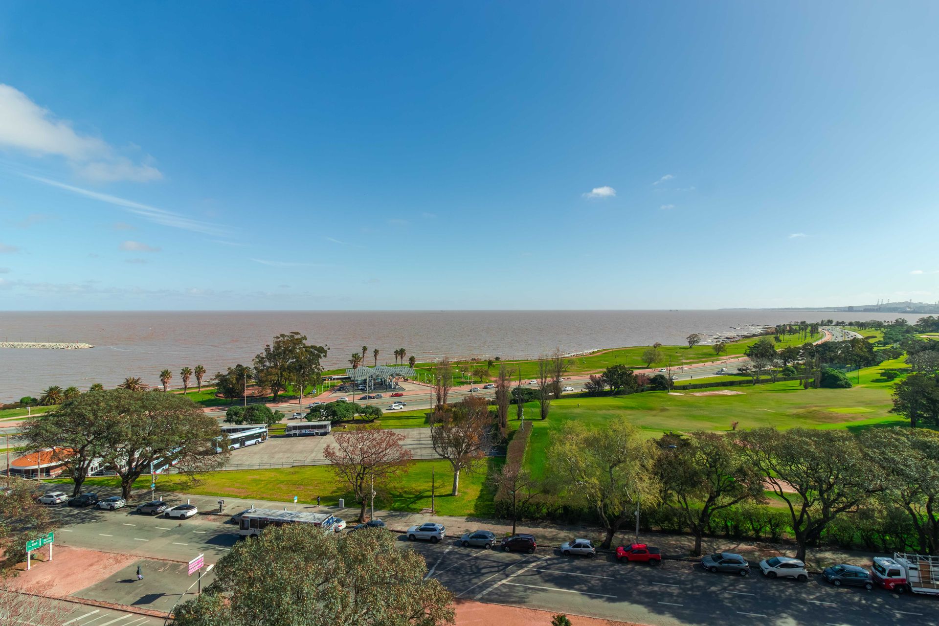 Venta 2 Dorm Golf Towers Vista al Mar y Garaje - 1