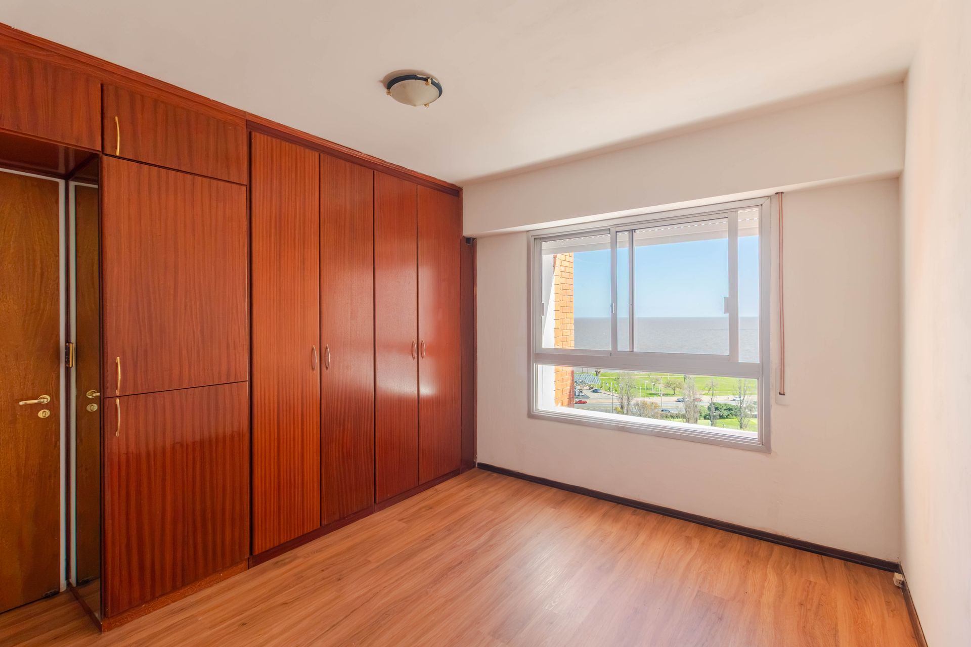 Venta 2 Dorm Golf Towers Vista al Mar y Garaje - 8