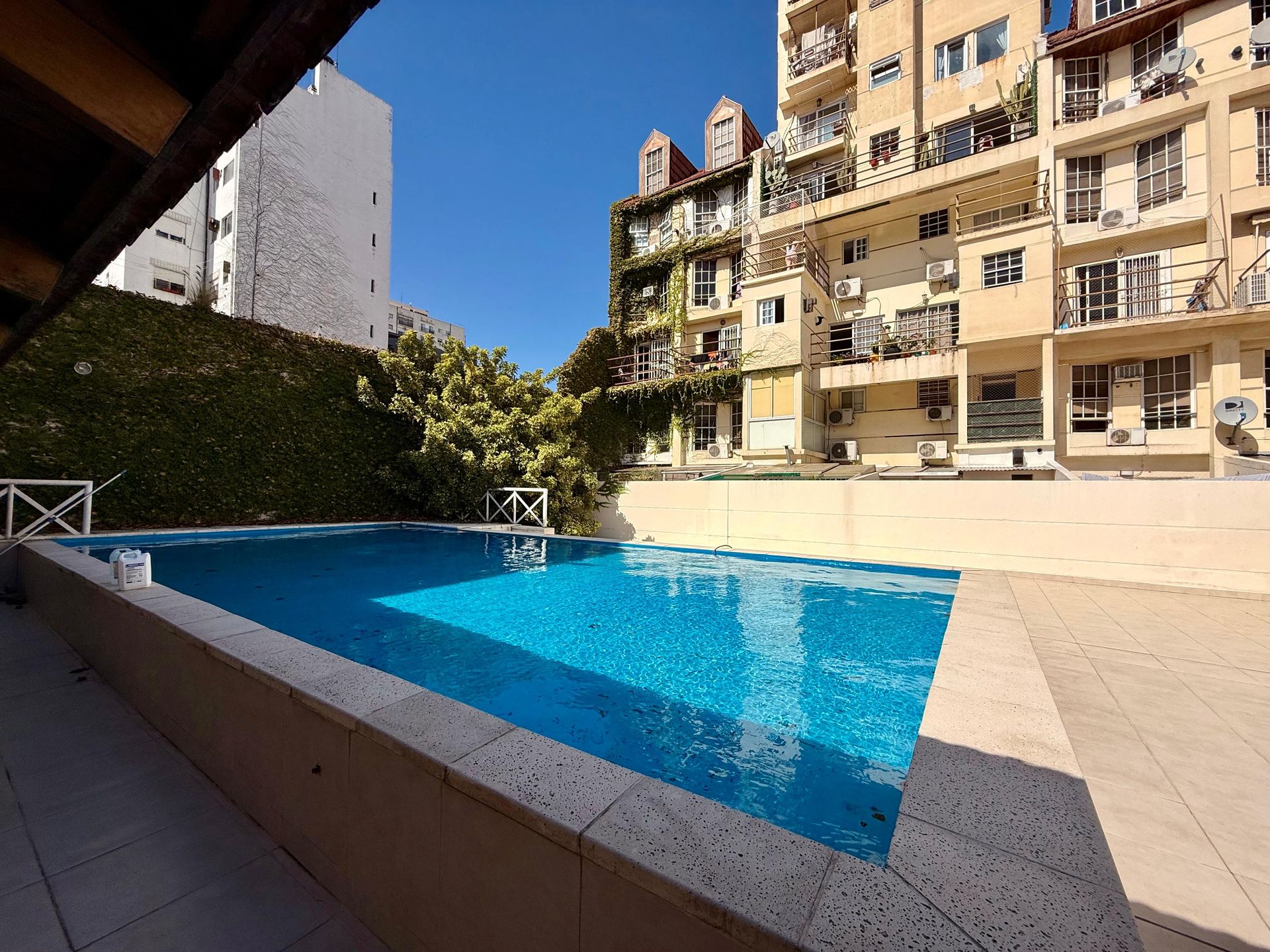 Colegiales Virrey Olaguer y Feliú 3100