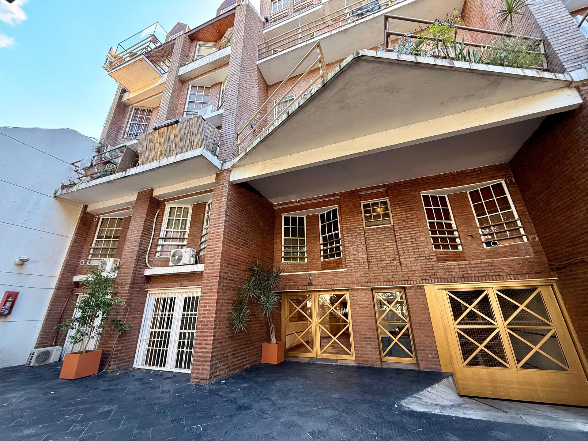 Colegiales Virrey Olaguer y Feliú 3100