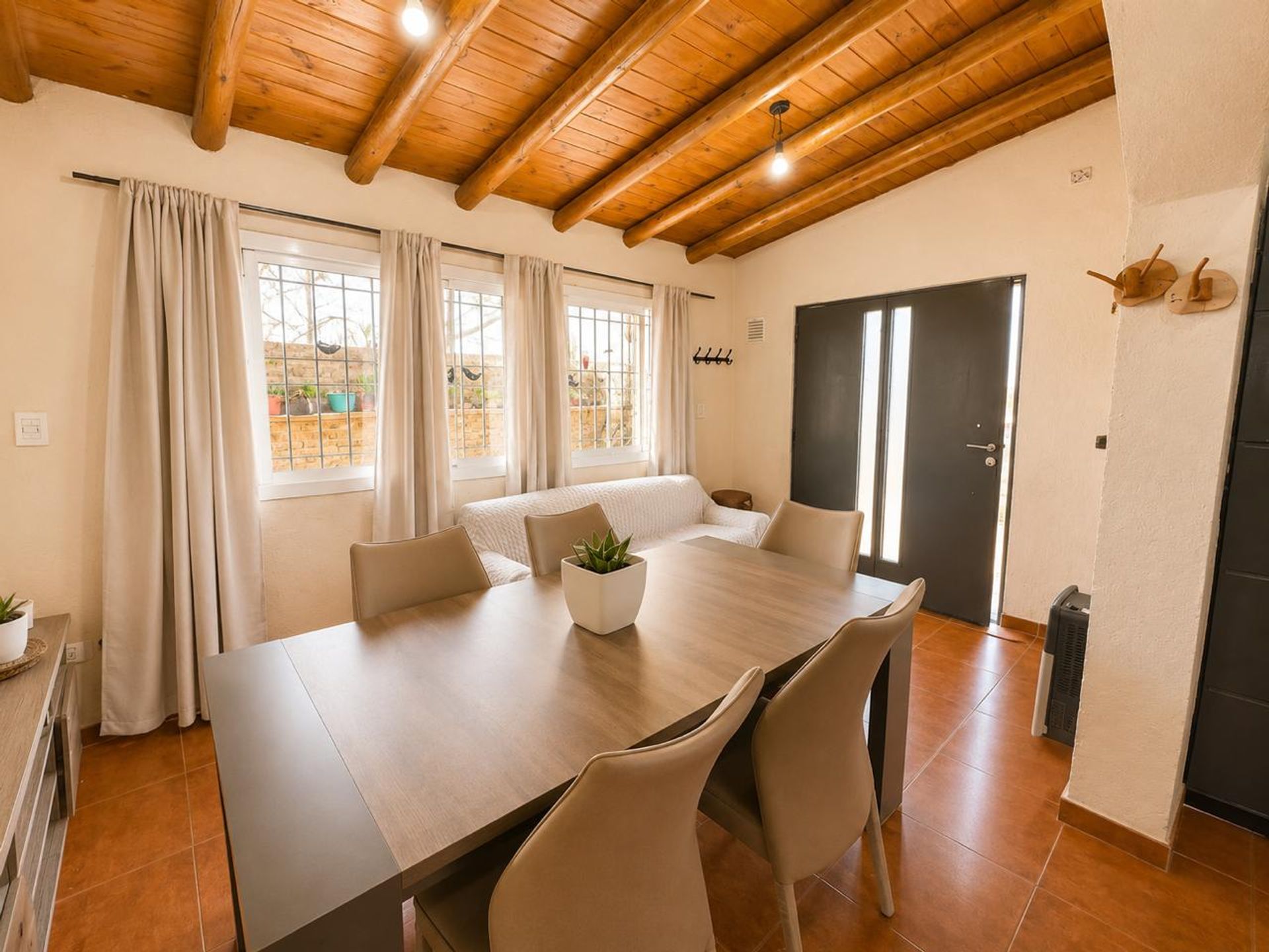Casa en Venta en Guaymallen, Mendoza