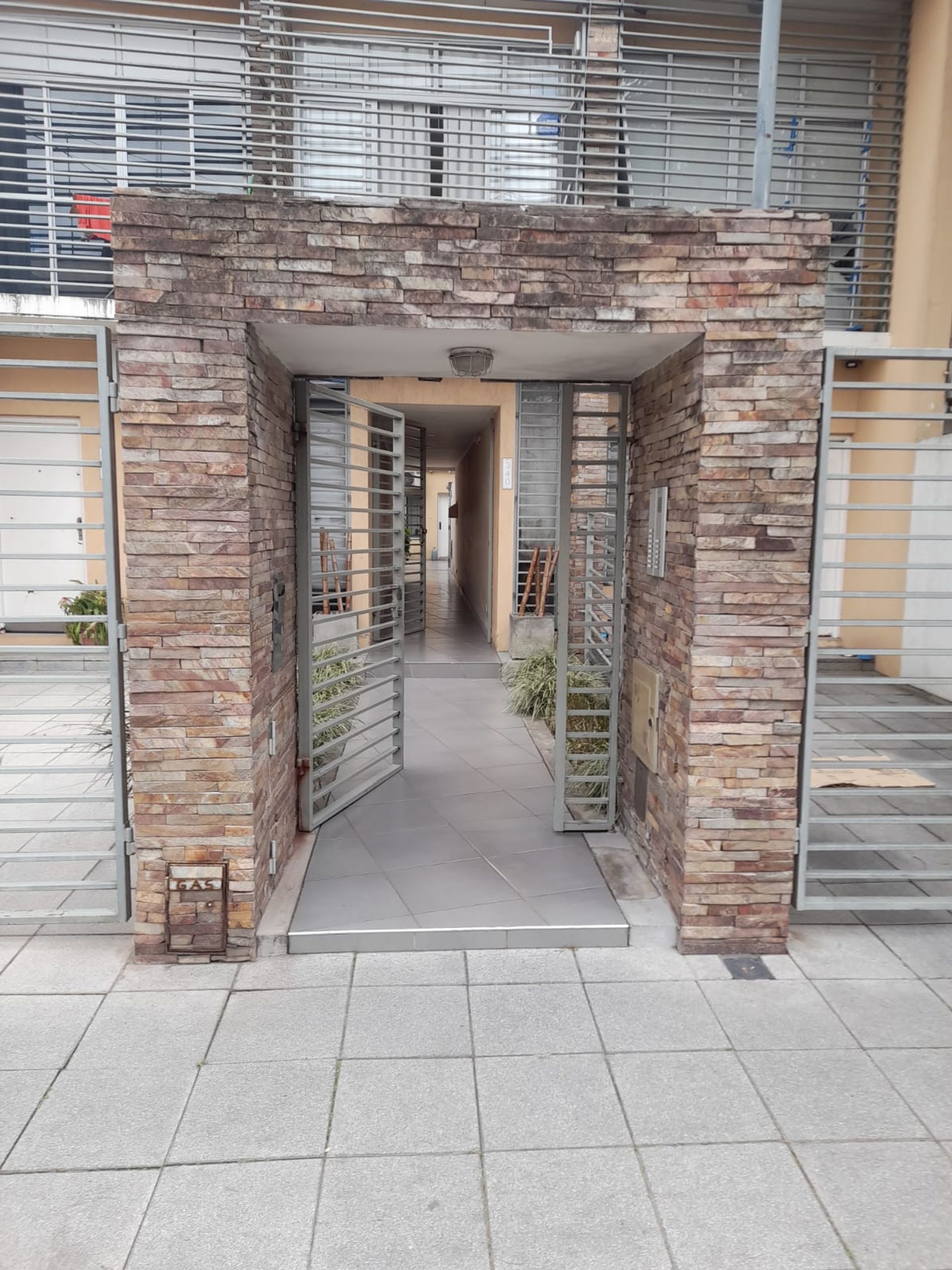 P H en Venta en La Matanza, G.B.A. Zona Oeste