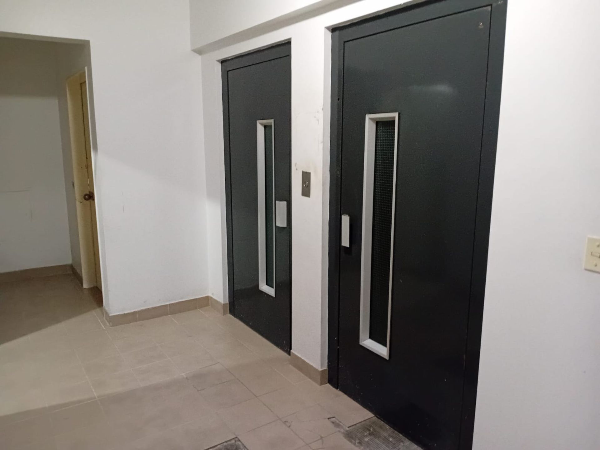 Departamento en Venta en Tres de Febrero, G.B.A. Zona Oeste
