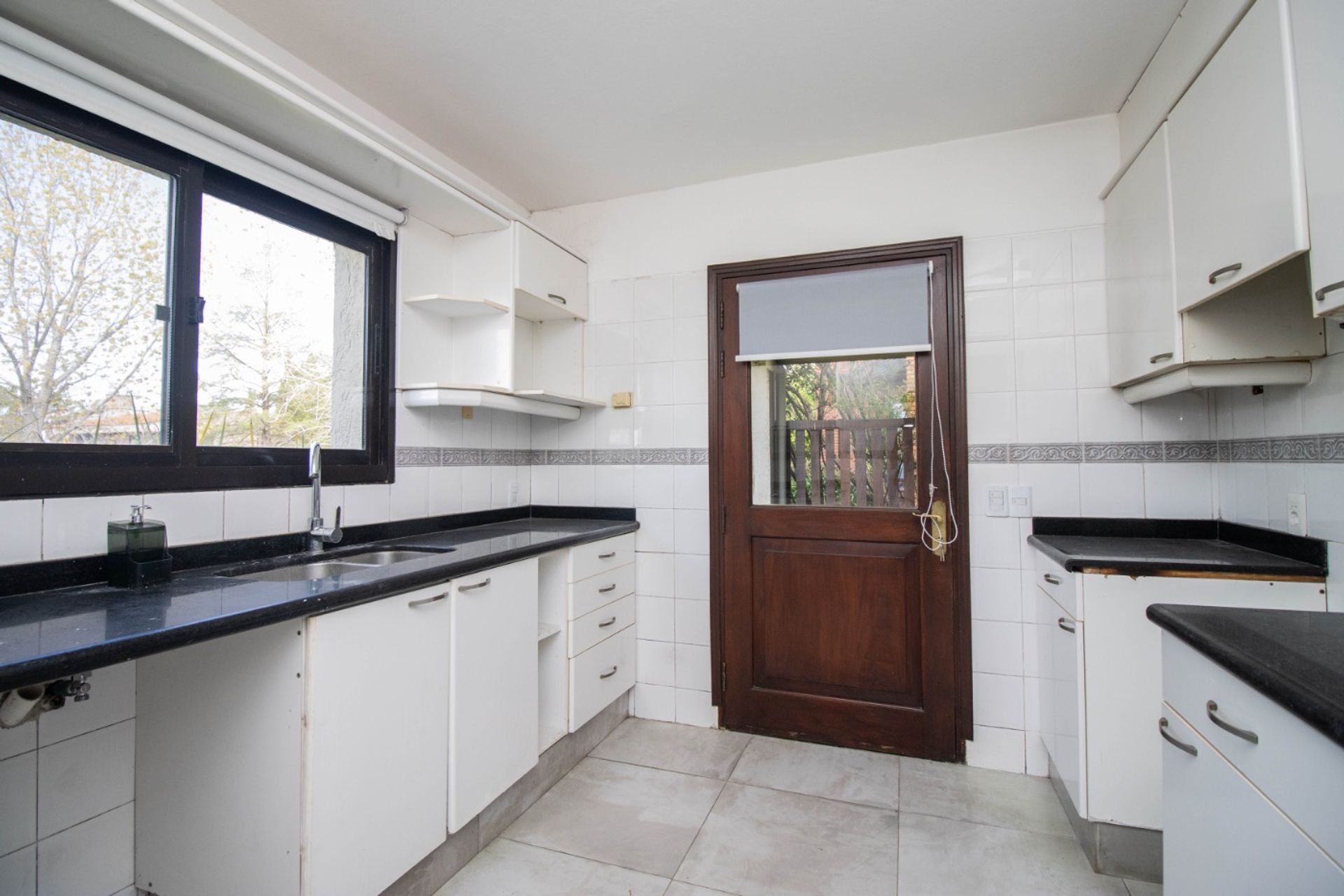 Venta de casa 3 dormitorios en lomas de la tahona - 7
