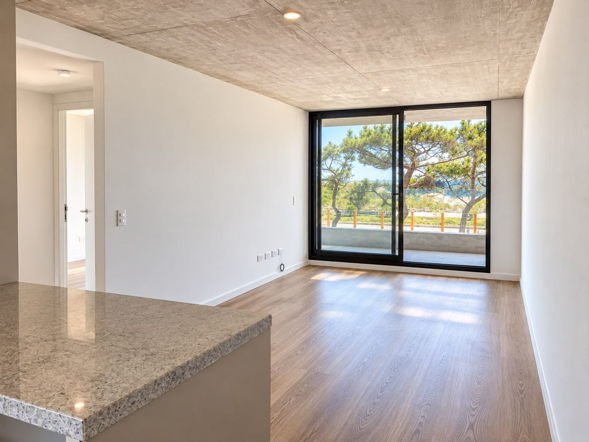 APARTAMENTO EN VENTA 2 DORMITORIOS FRENTE AL MAR - 2