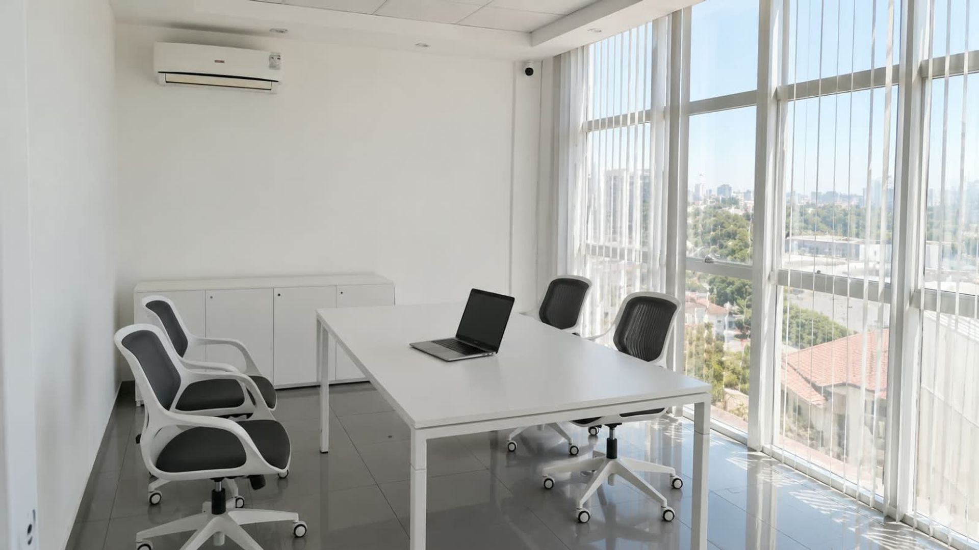 Oficina en Alquiler en Capital, Cordoba