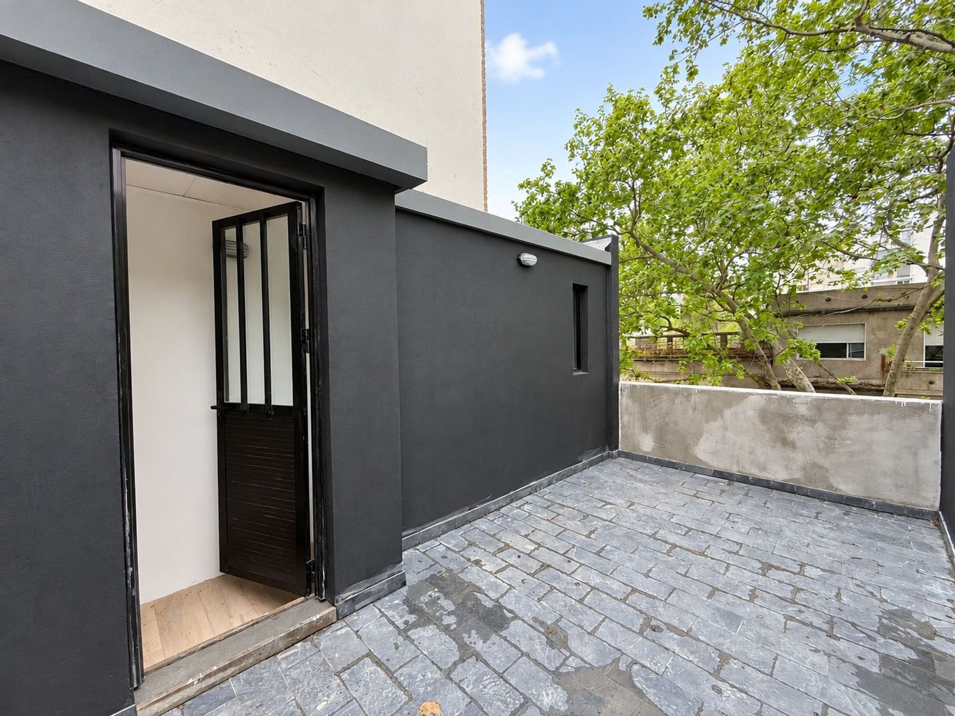 Venta apartamento 1 dormitorio Barrio Sur patio - 9