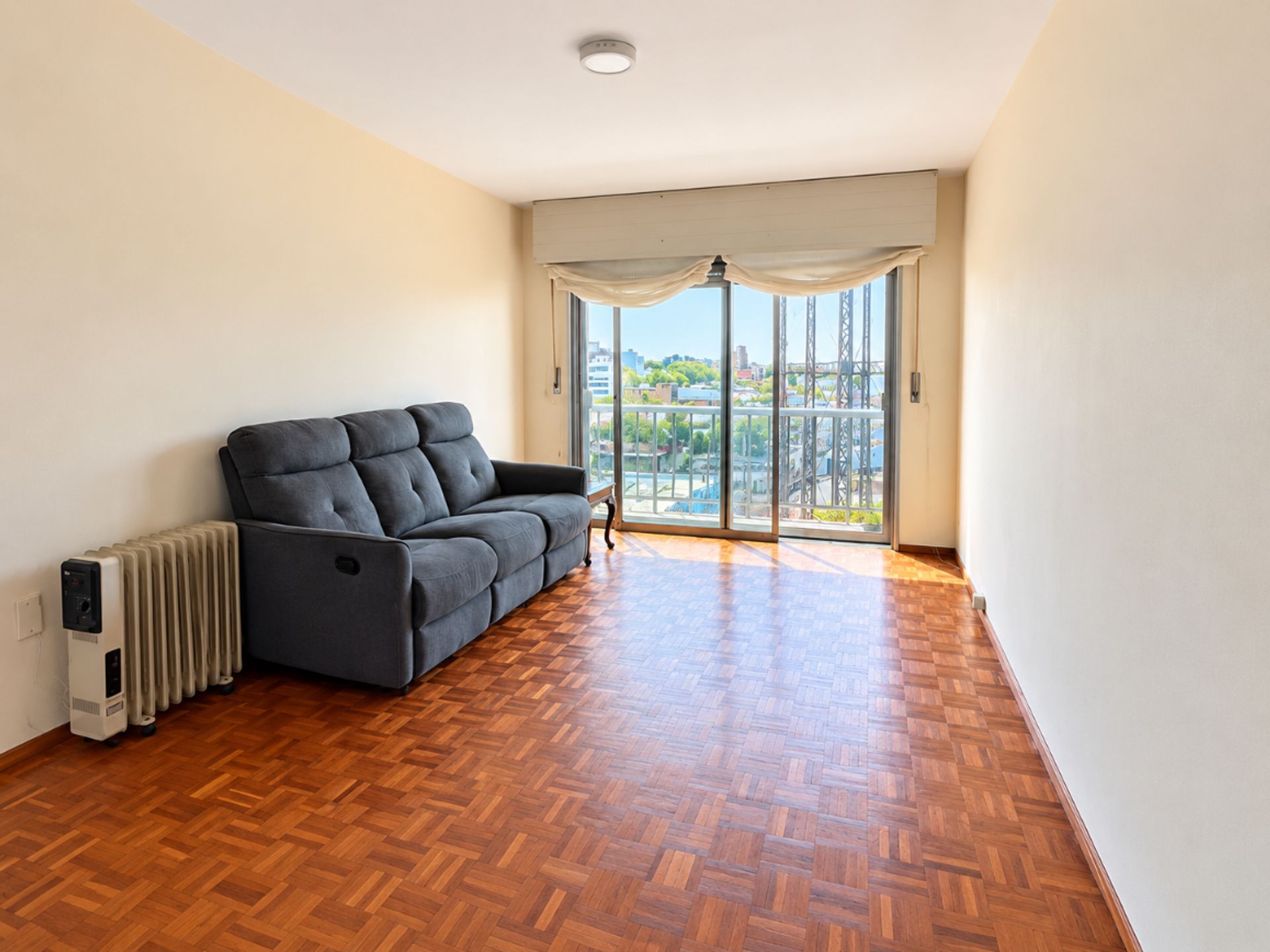 VENTA Apartamento 2 Dormitorios Rambla Barrio Sur - 1
