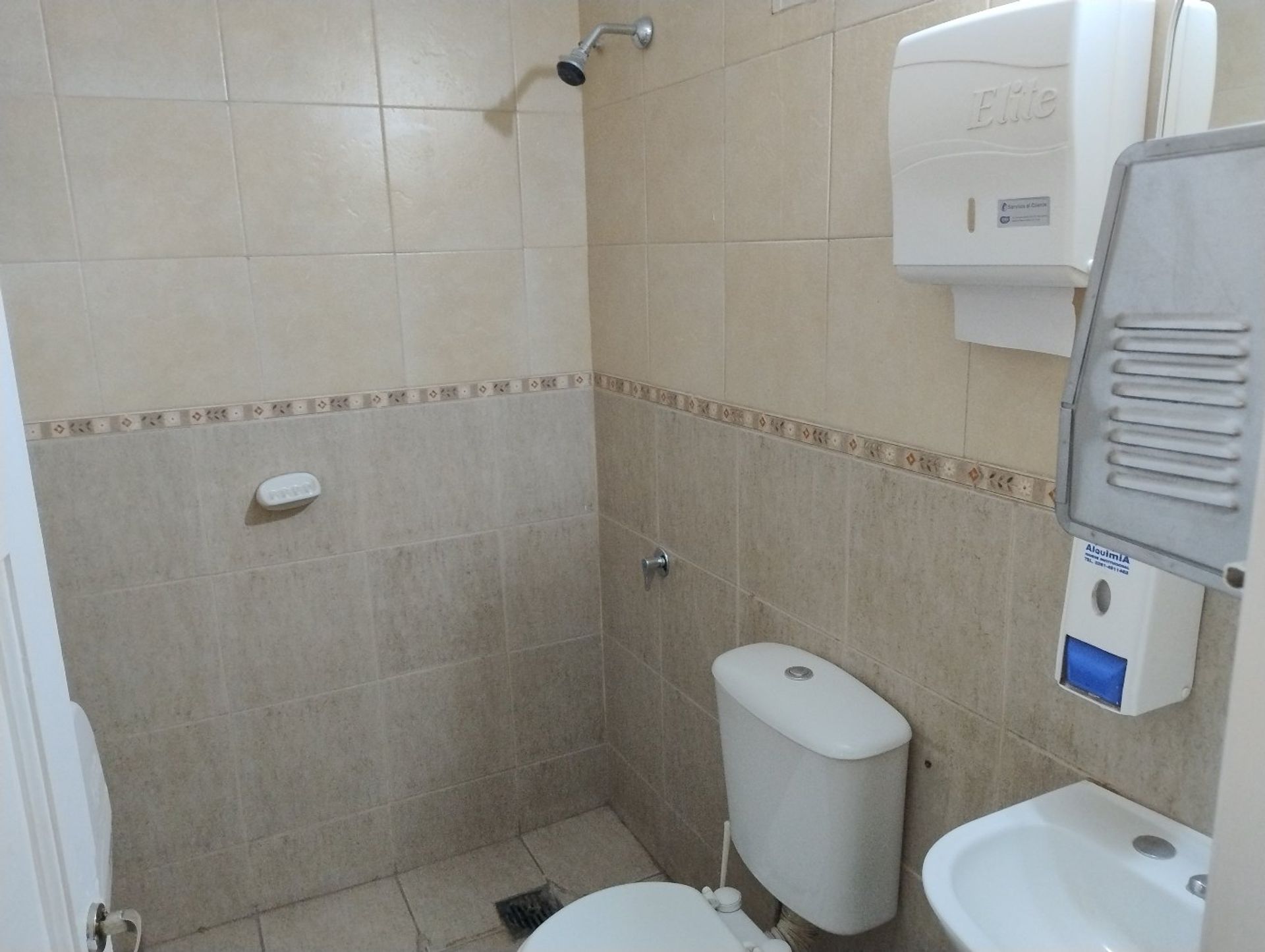 Local Comercial en Alquiler en Rawson, San Juan